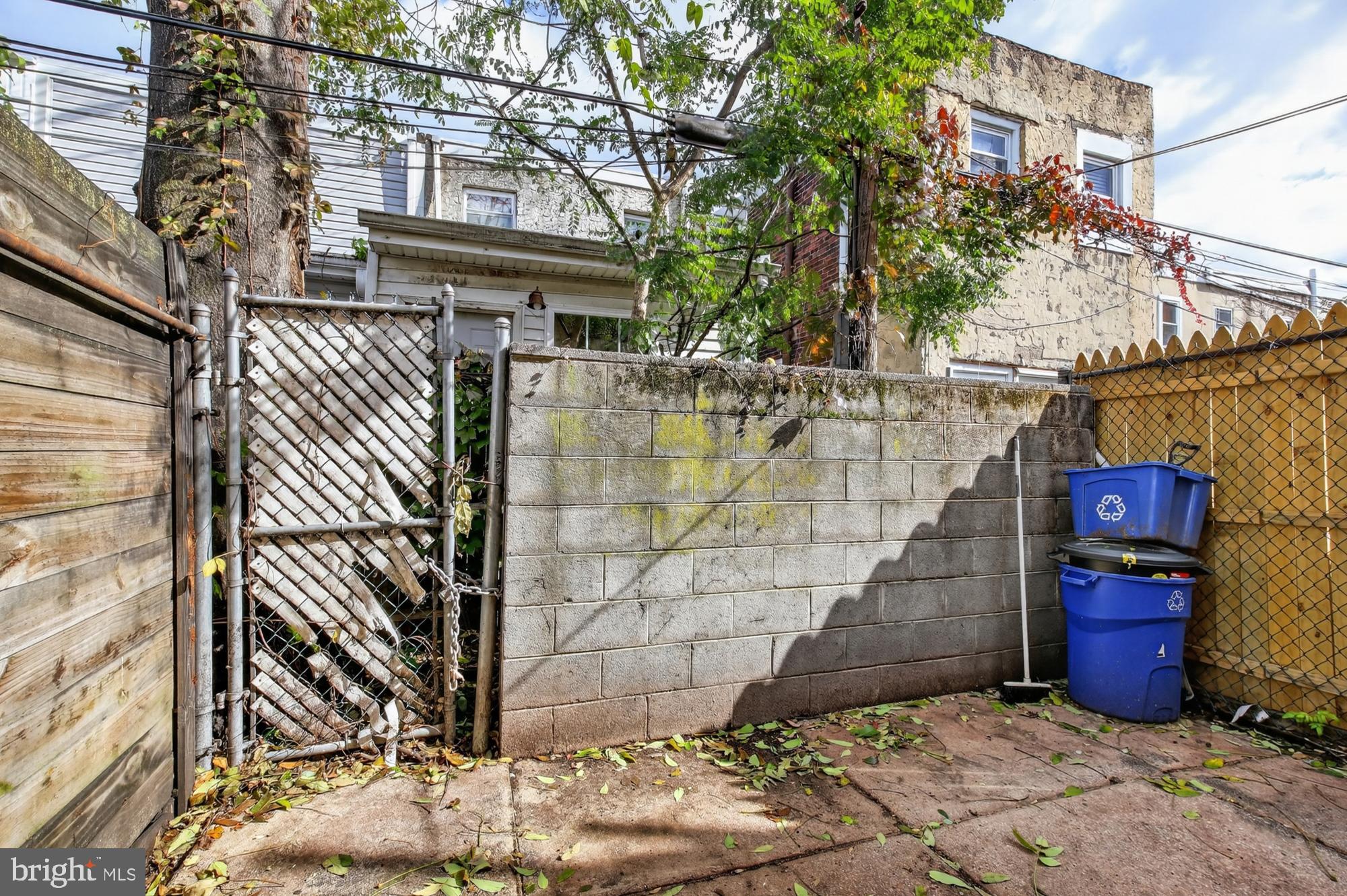 OLDE RICHMOND - Residential Lease