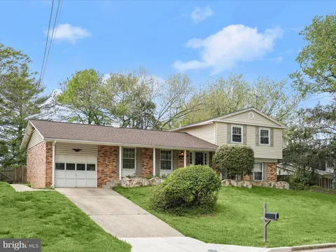 6113 Summerhill Road, Temple Hills, MD MLS: MDPG2142498