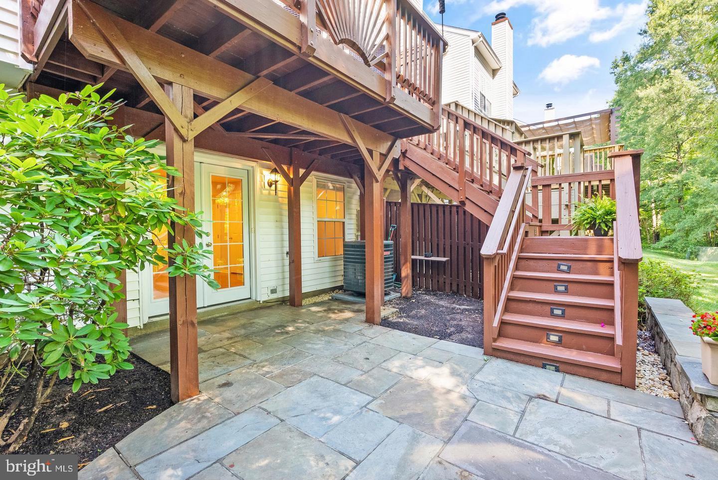 MCNAIR FARMS LANDBAY 12 - Residential