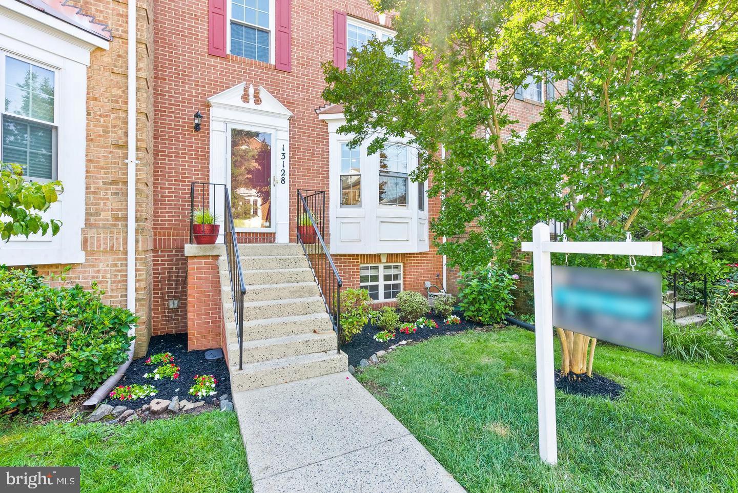 MCNAIR FARMS LANDBAY 12 - Residential