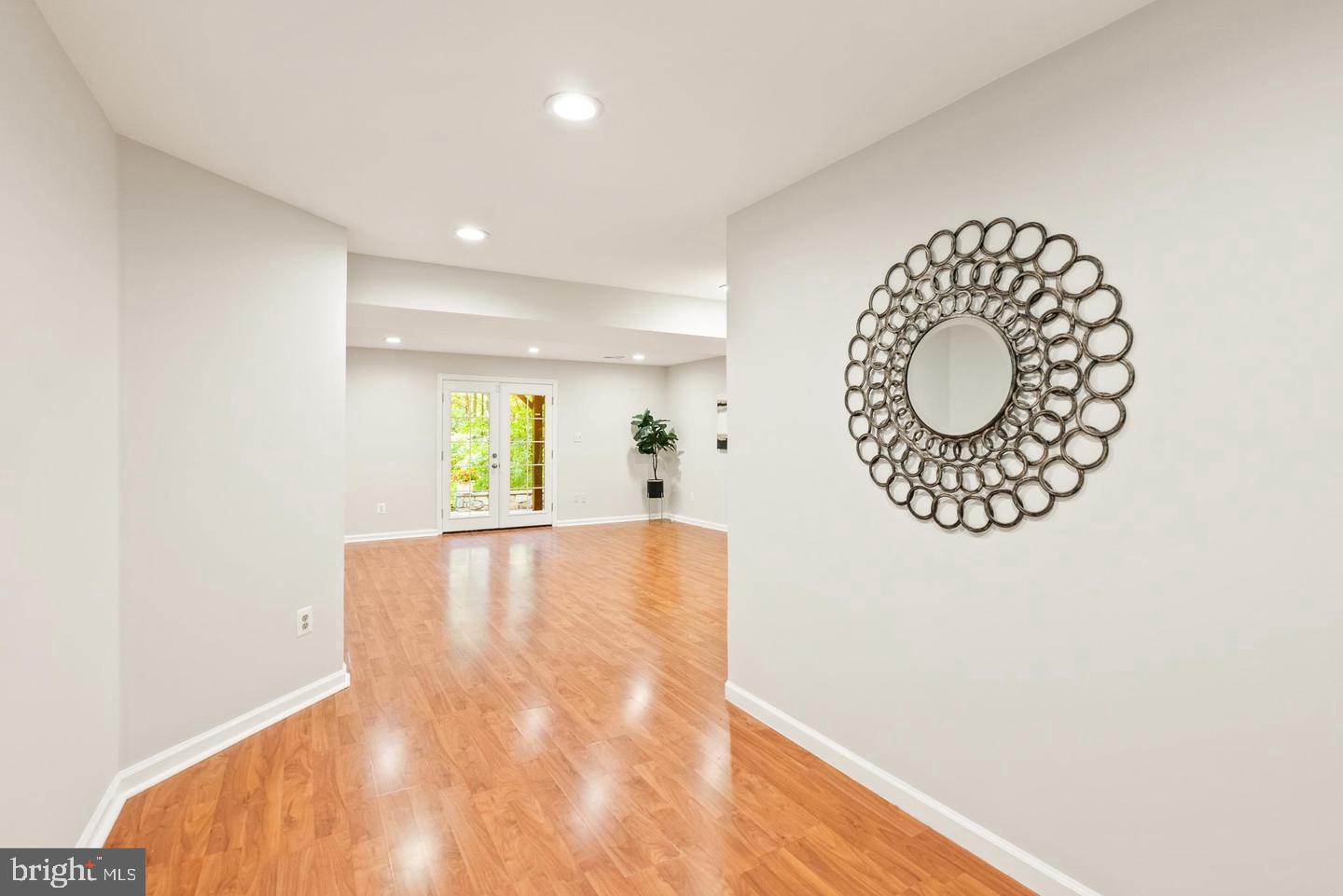 MCNAIR FARMS LANDBAY 12 - Residential