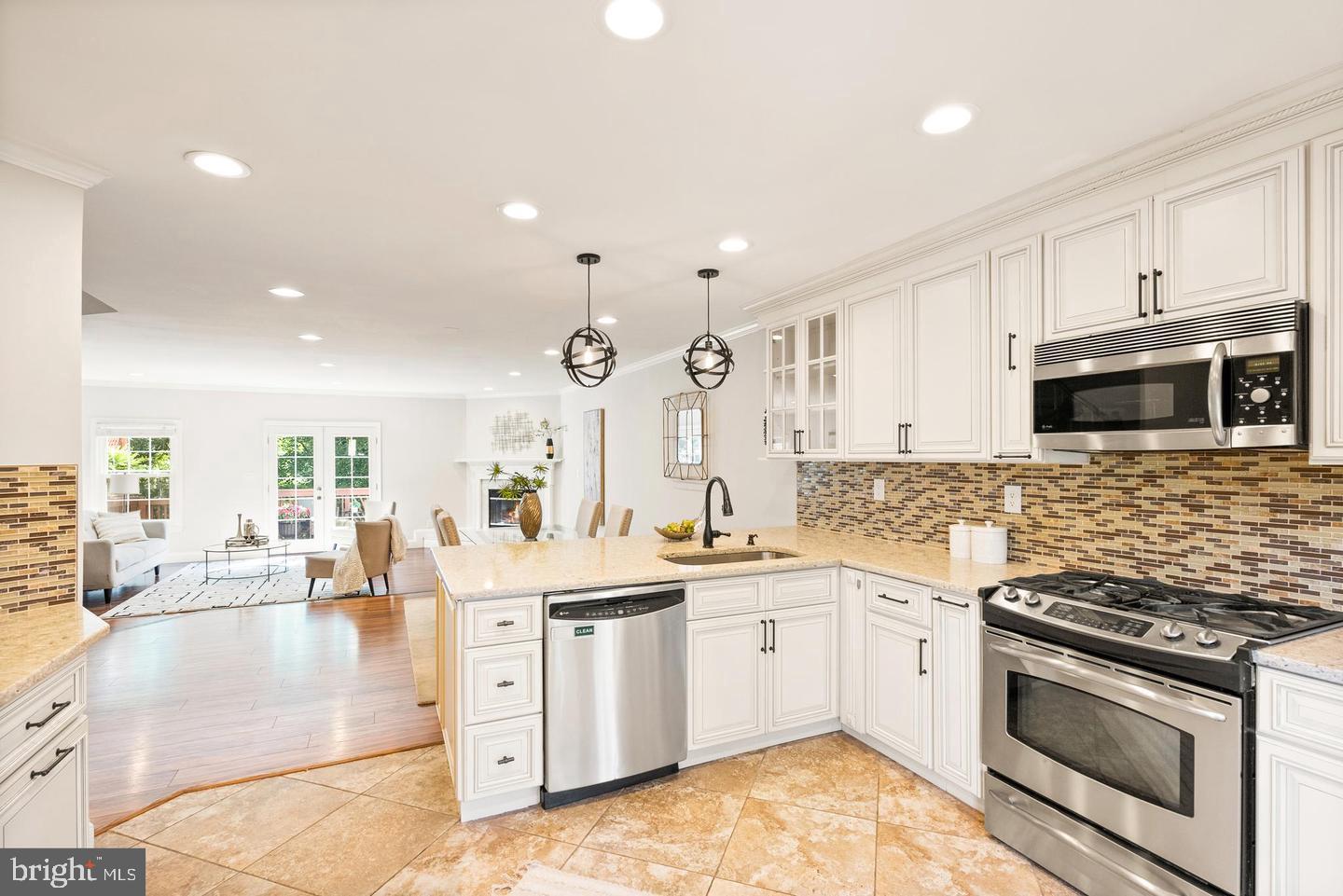 MCNAIR FARMS LANDBAY 12 - Residential