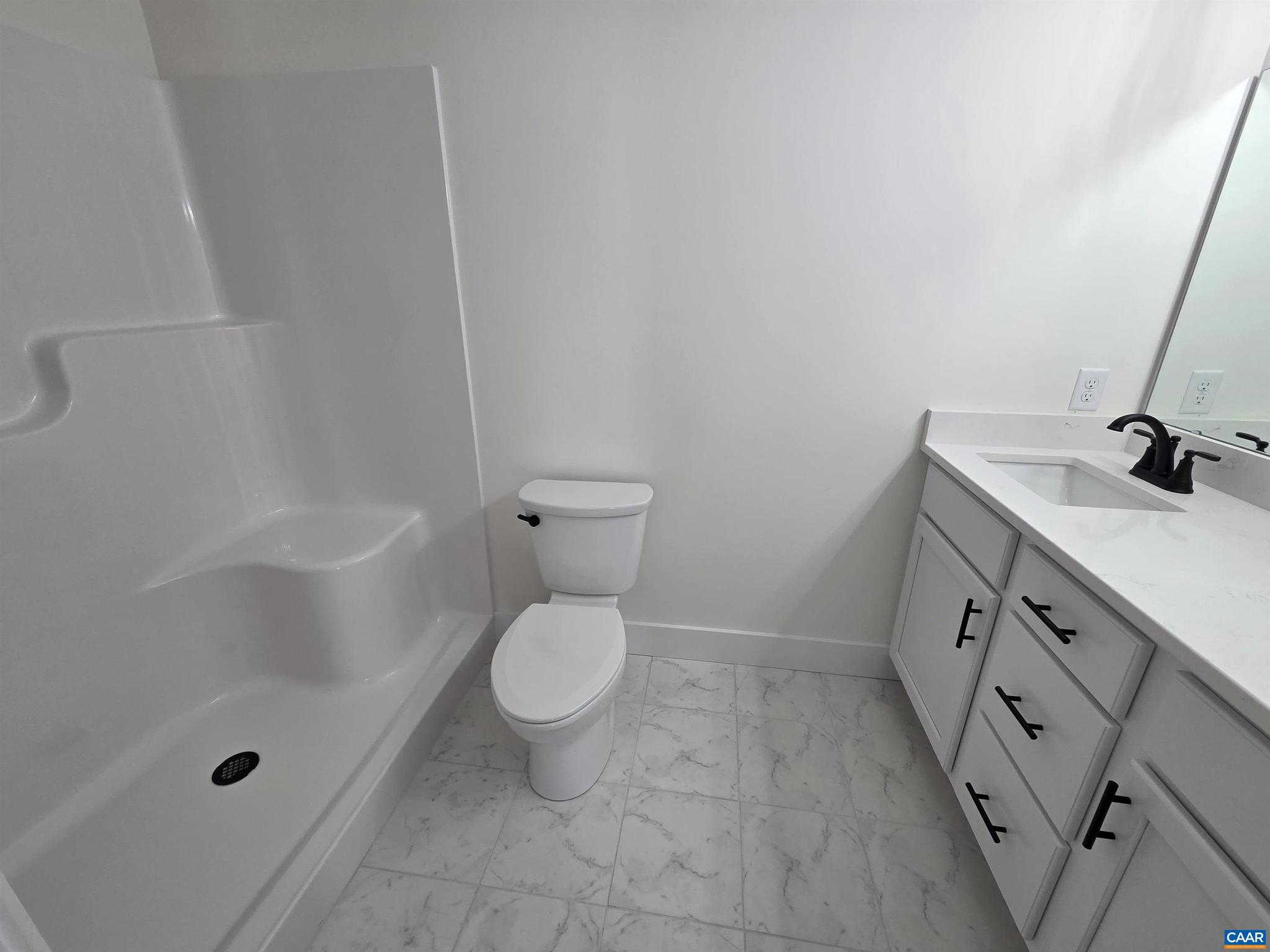 BUSBEES POINT COVE - Residential