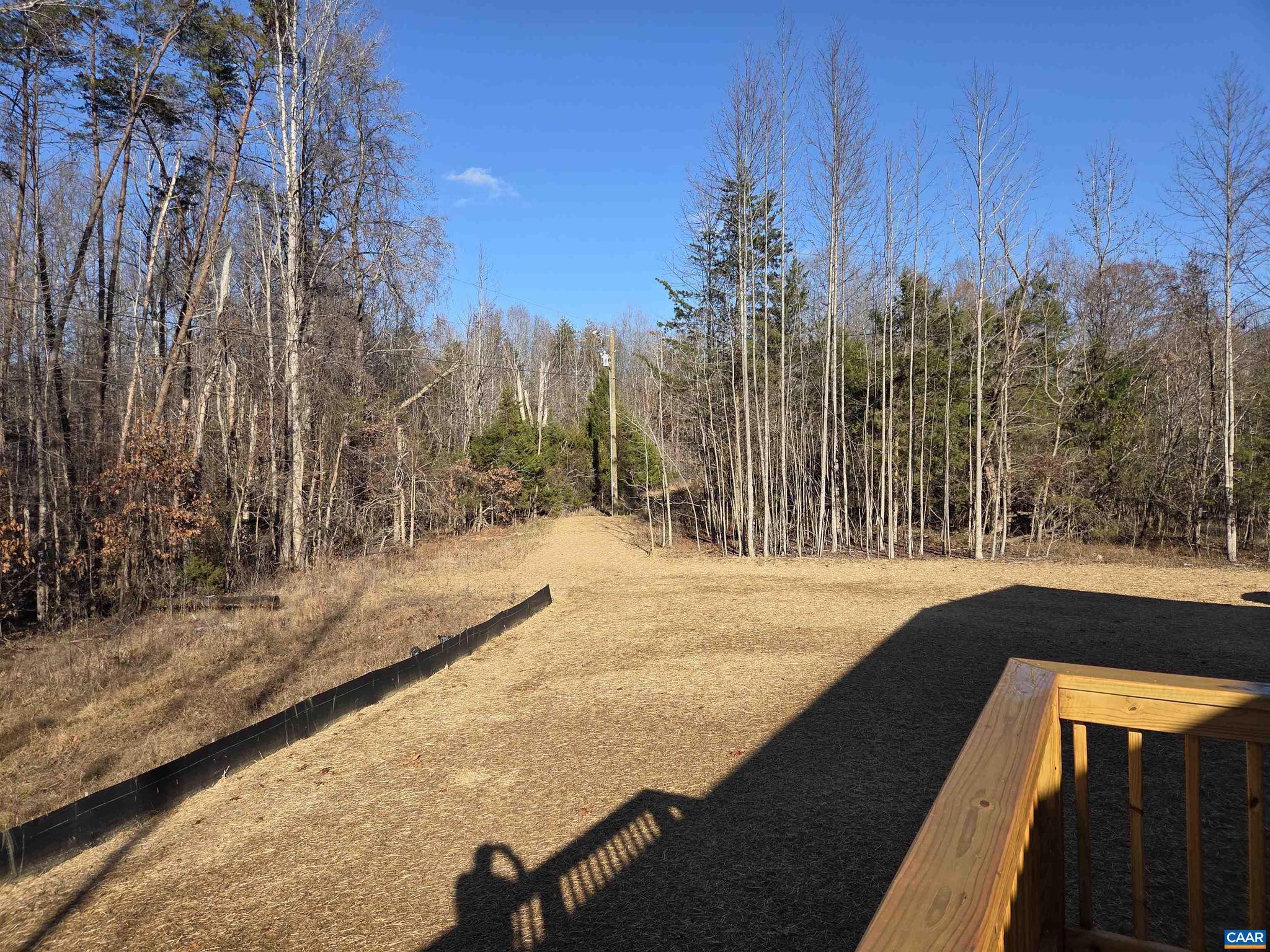 BUSBEES POINT COVE - Residential