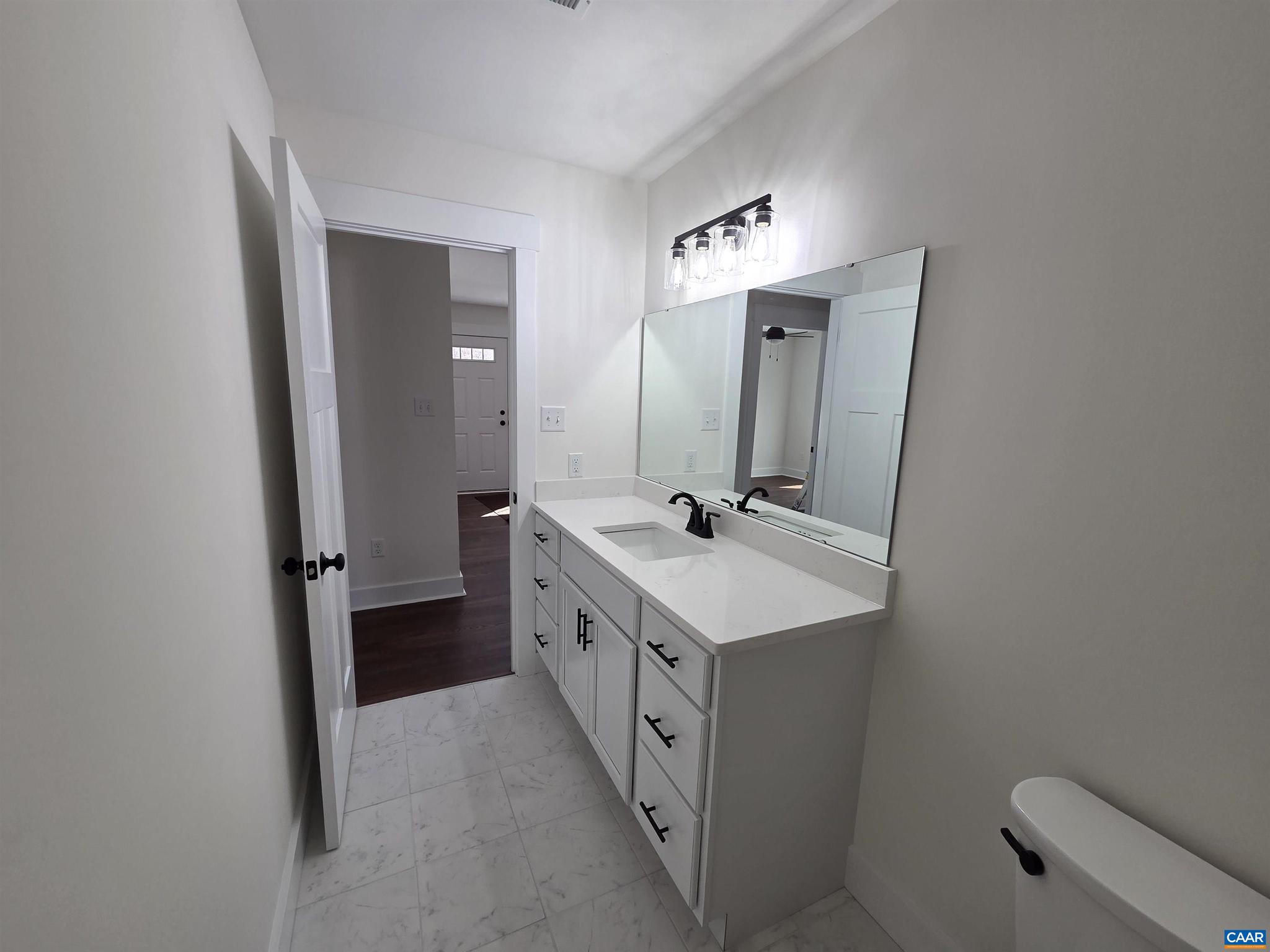 BUSBEES POINT COVE - Residential