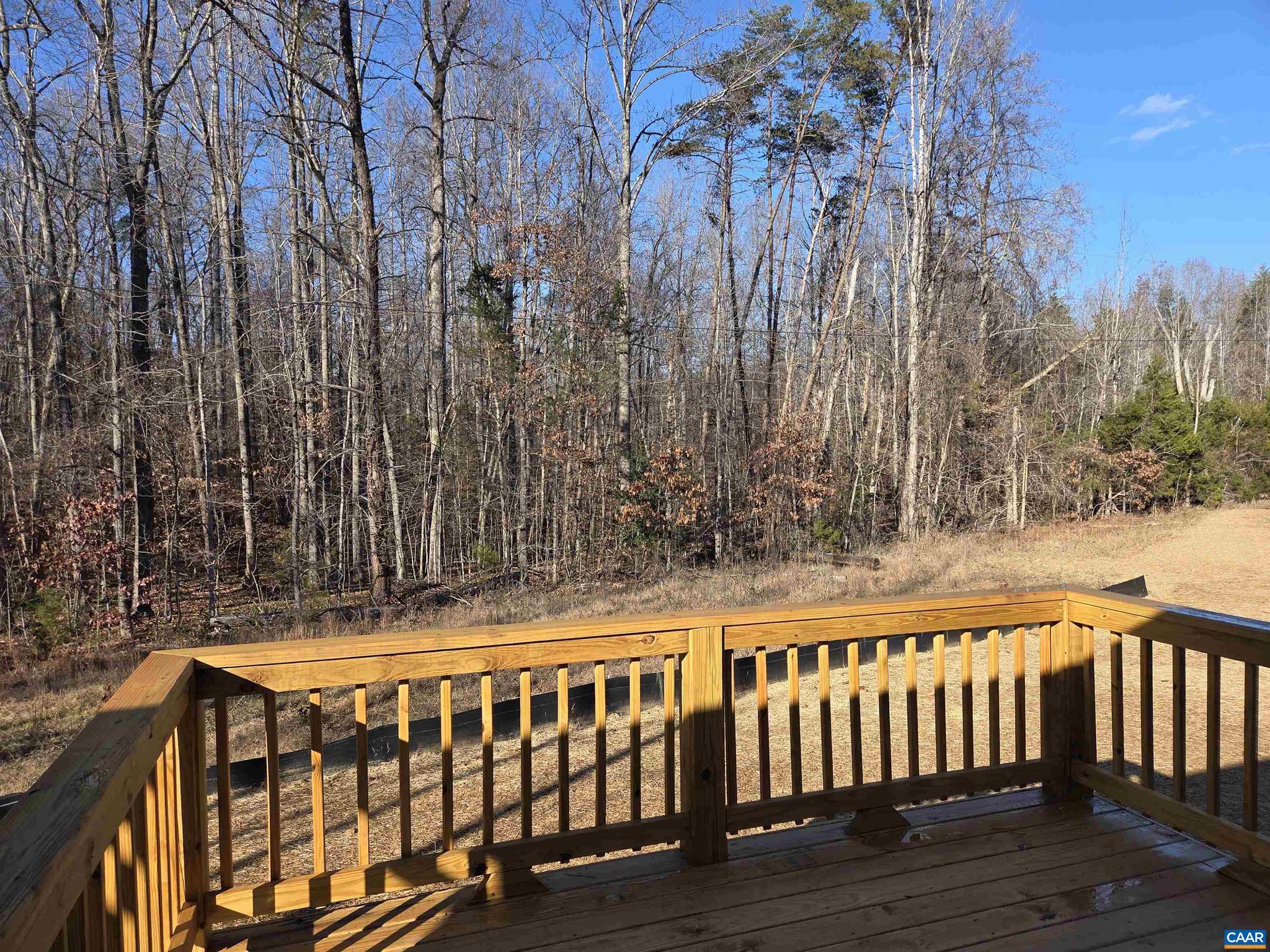 BUSBEES POINT COVE - Residential