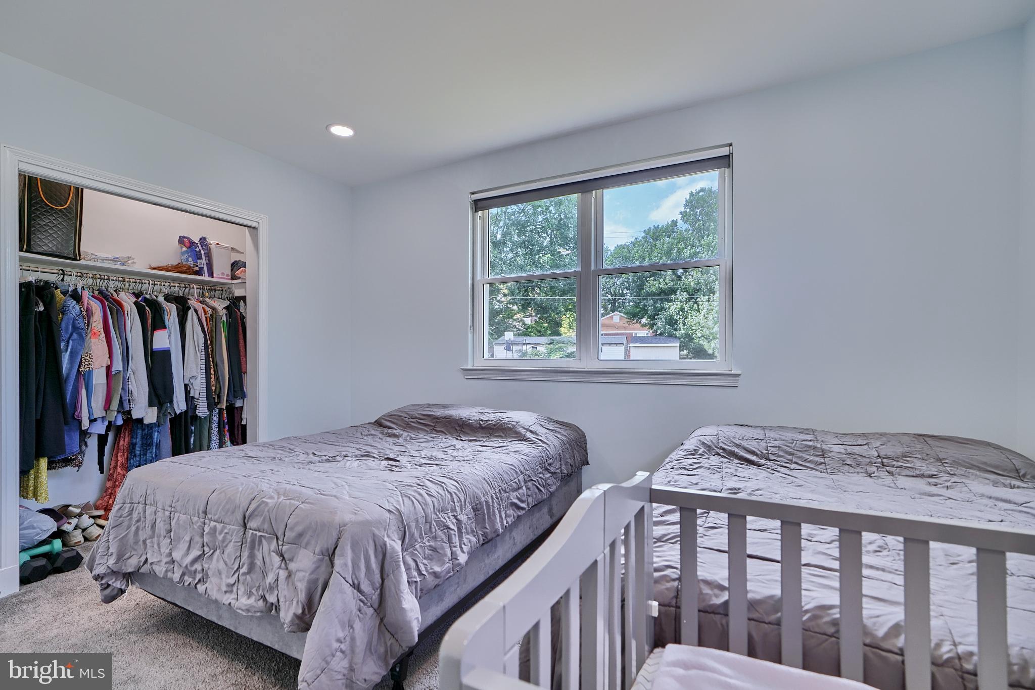 PIKESVILLE - Residential