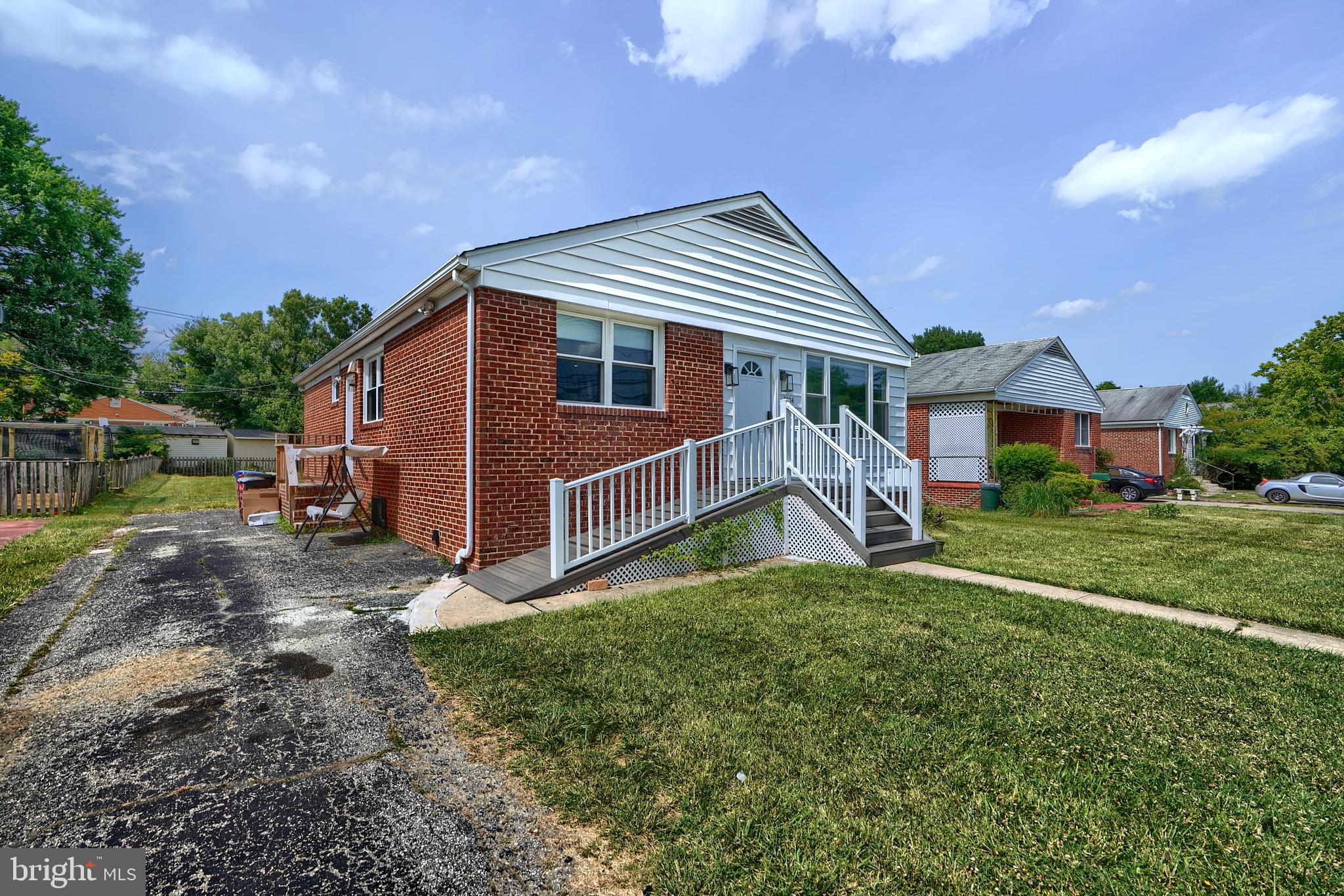 PIKESVILLE - Residential