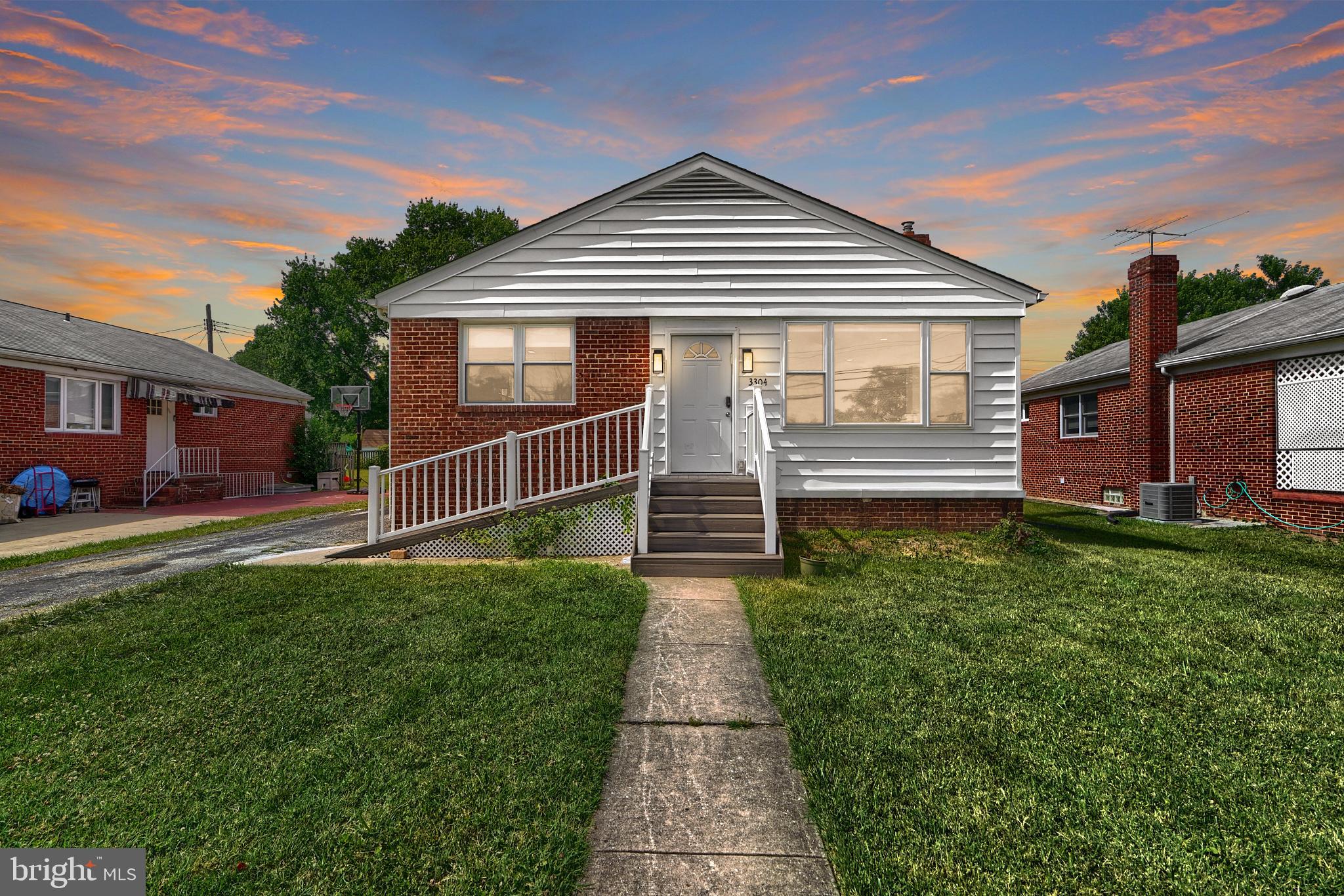 PIKESVILLE - Residential