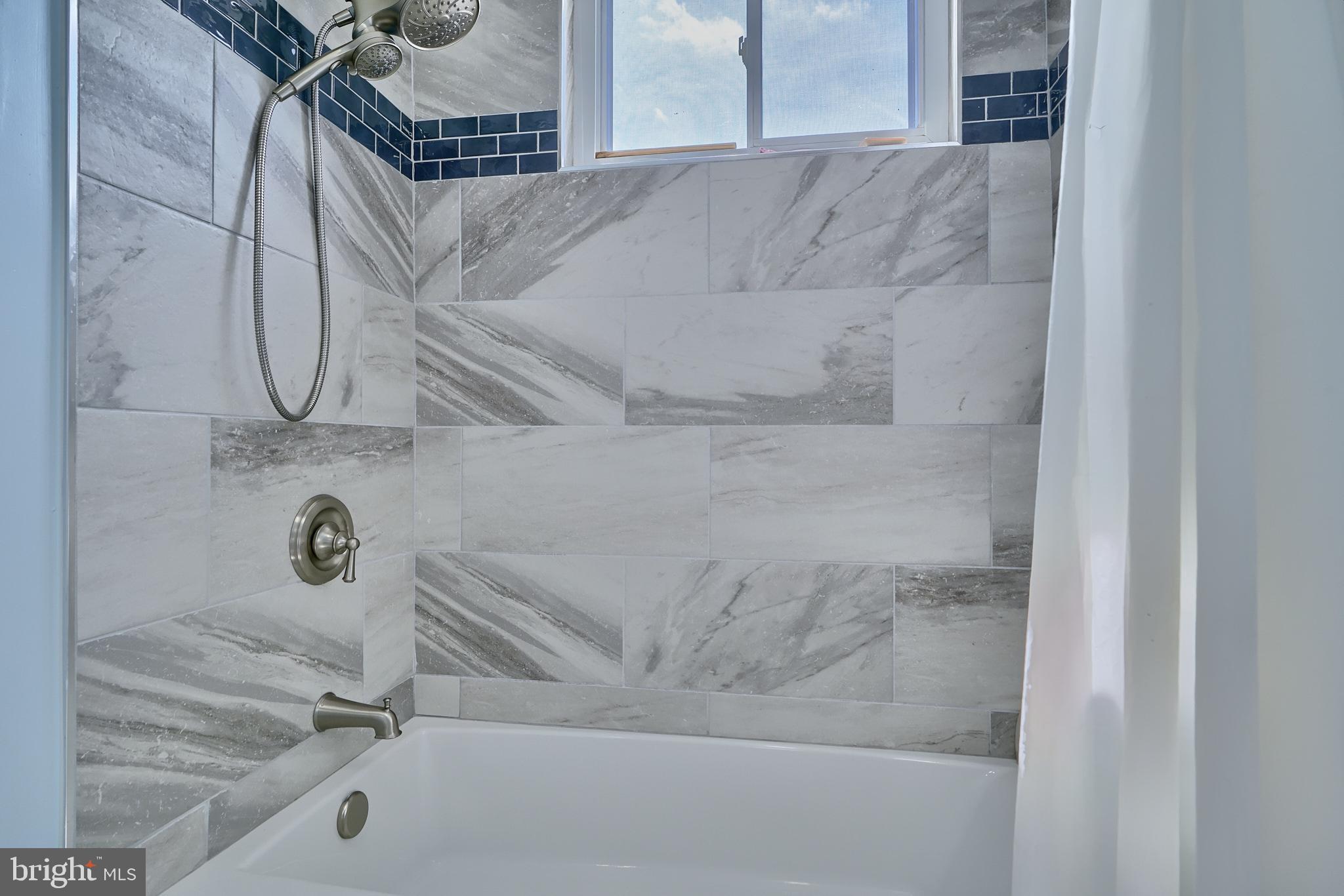 PIKESVILLE - Residential