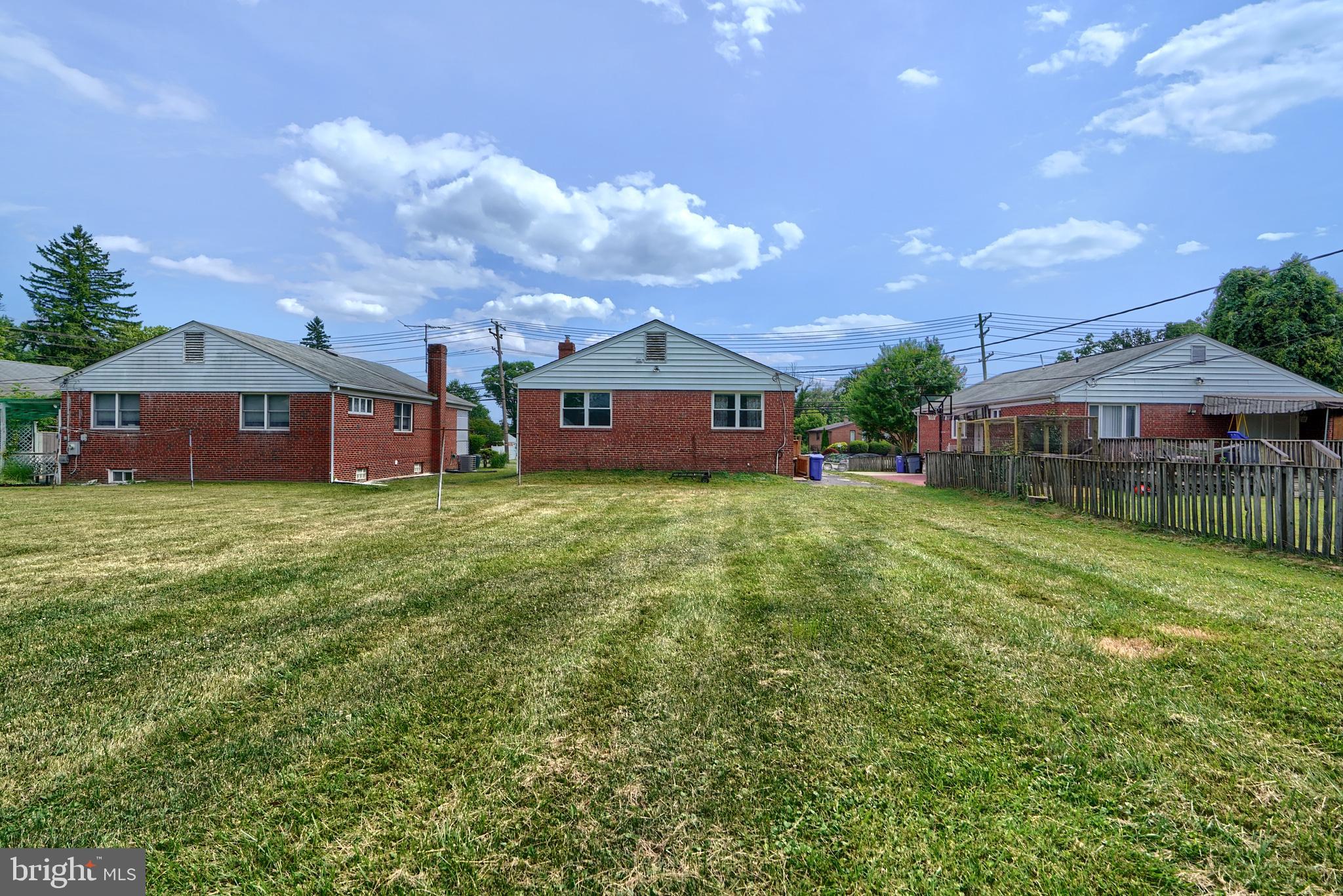 PIKESVILLE - Residential