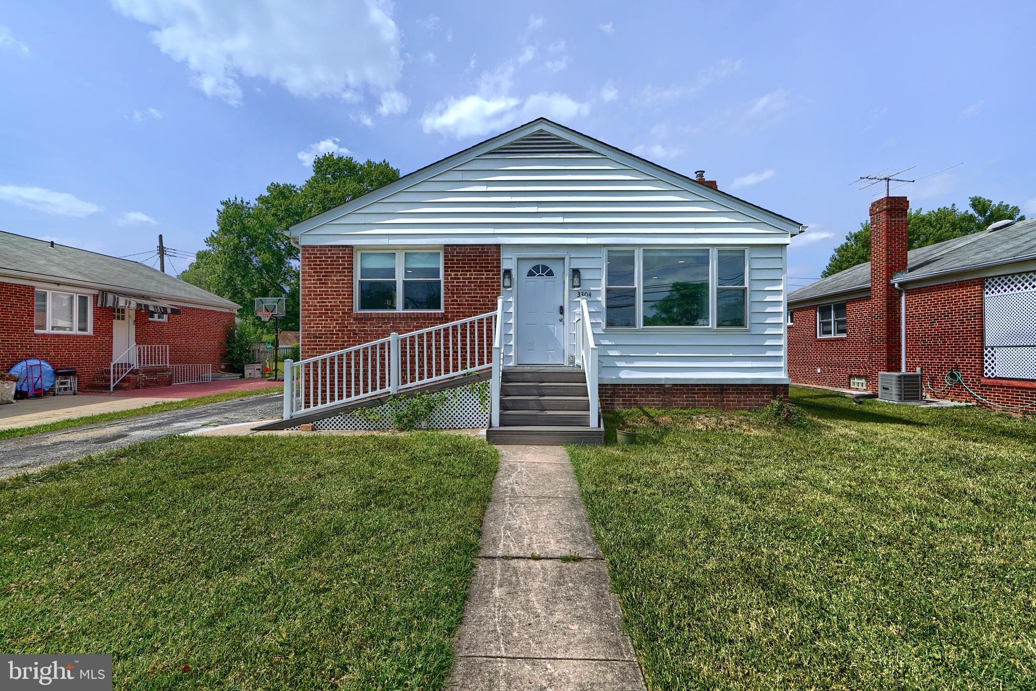 PIKESVILLE - Residential