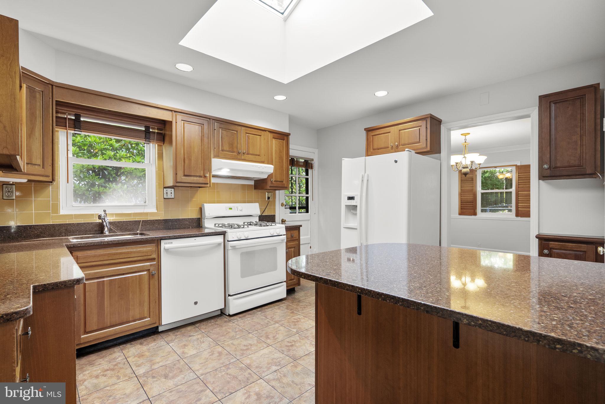 WOODMOOR - Residential