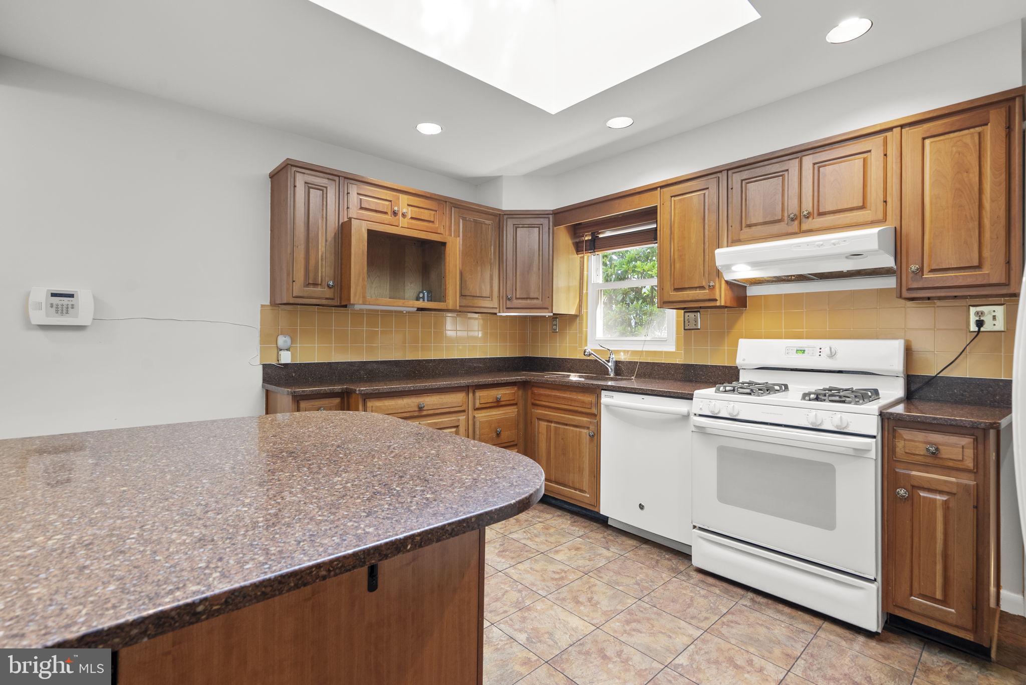 WOODMOOR - Residential