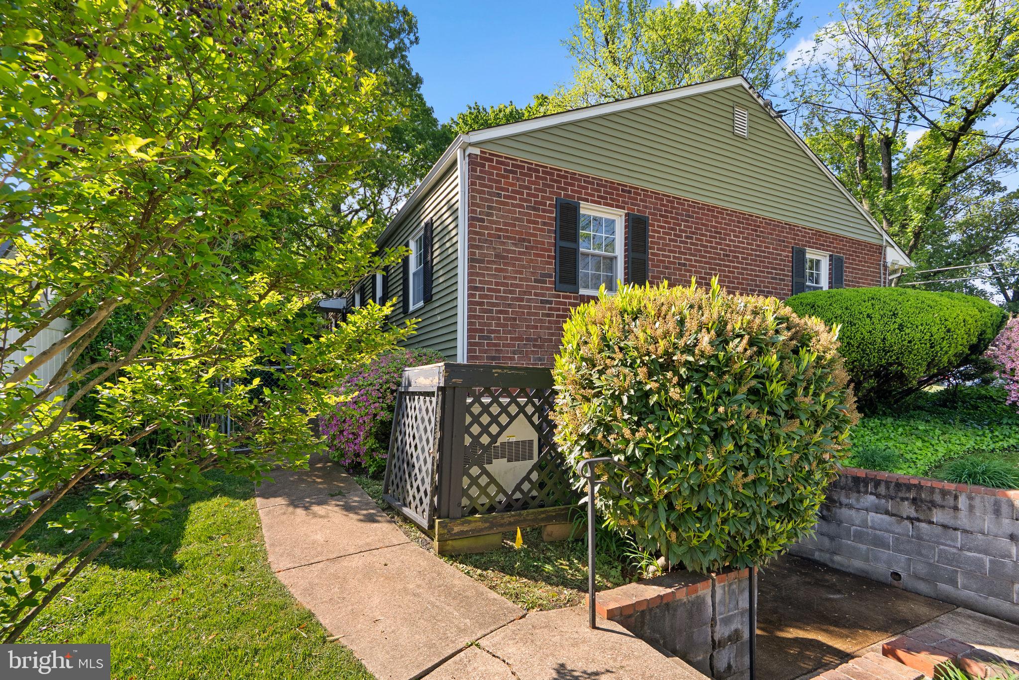 WOODMOOR - Residential