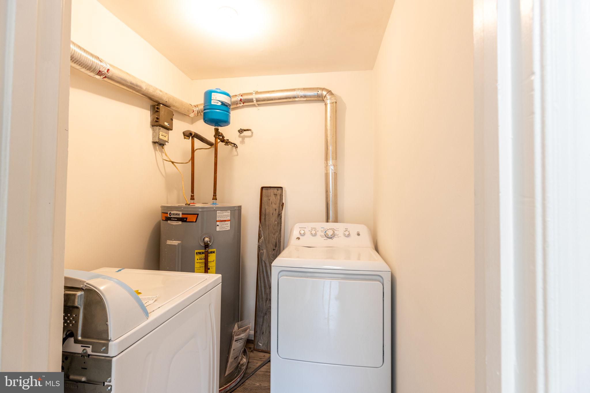 POINT OF WOODS - Residential