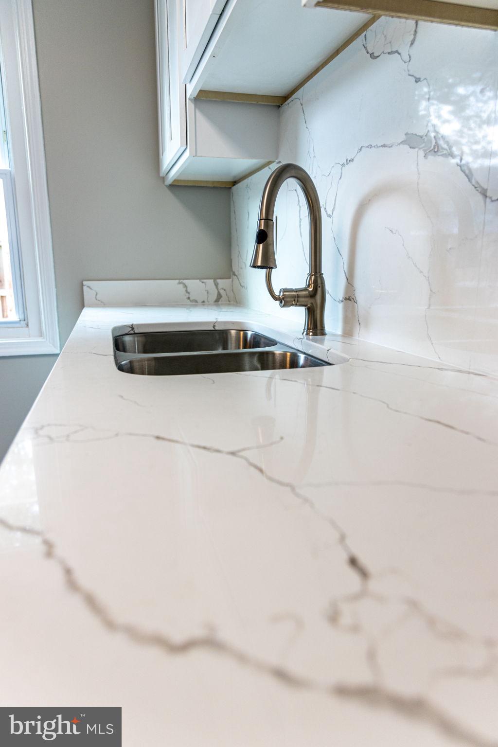 POINT OF WOODS - Residential