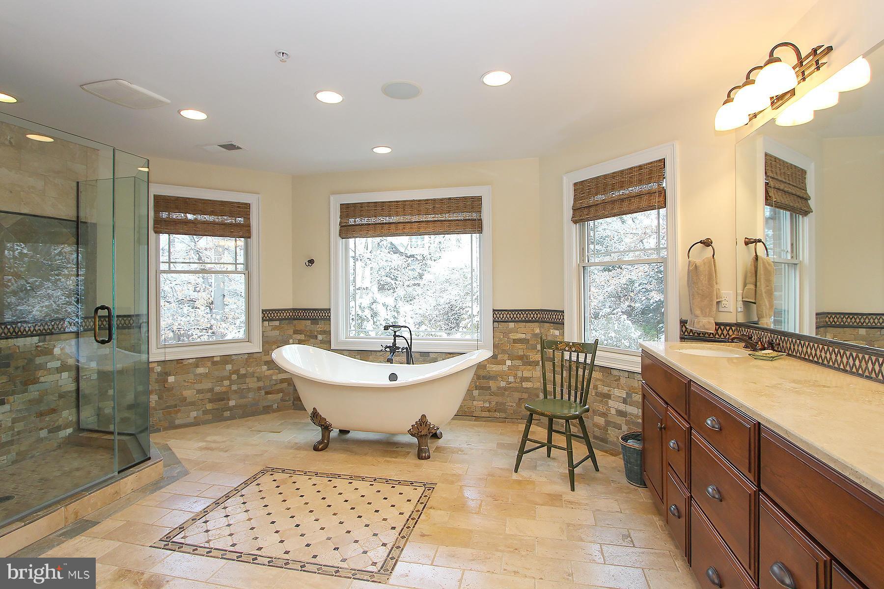 WOODHAVEN - Residential