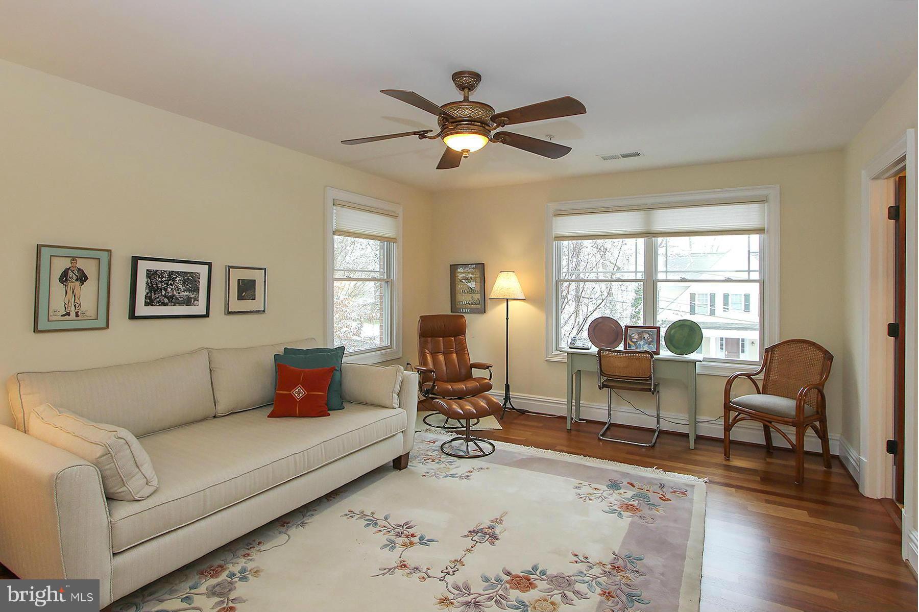 WOODHAVEN - Residential