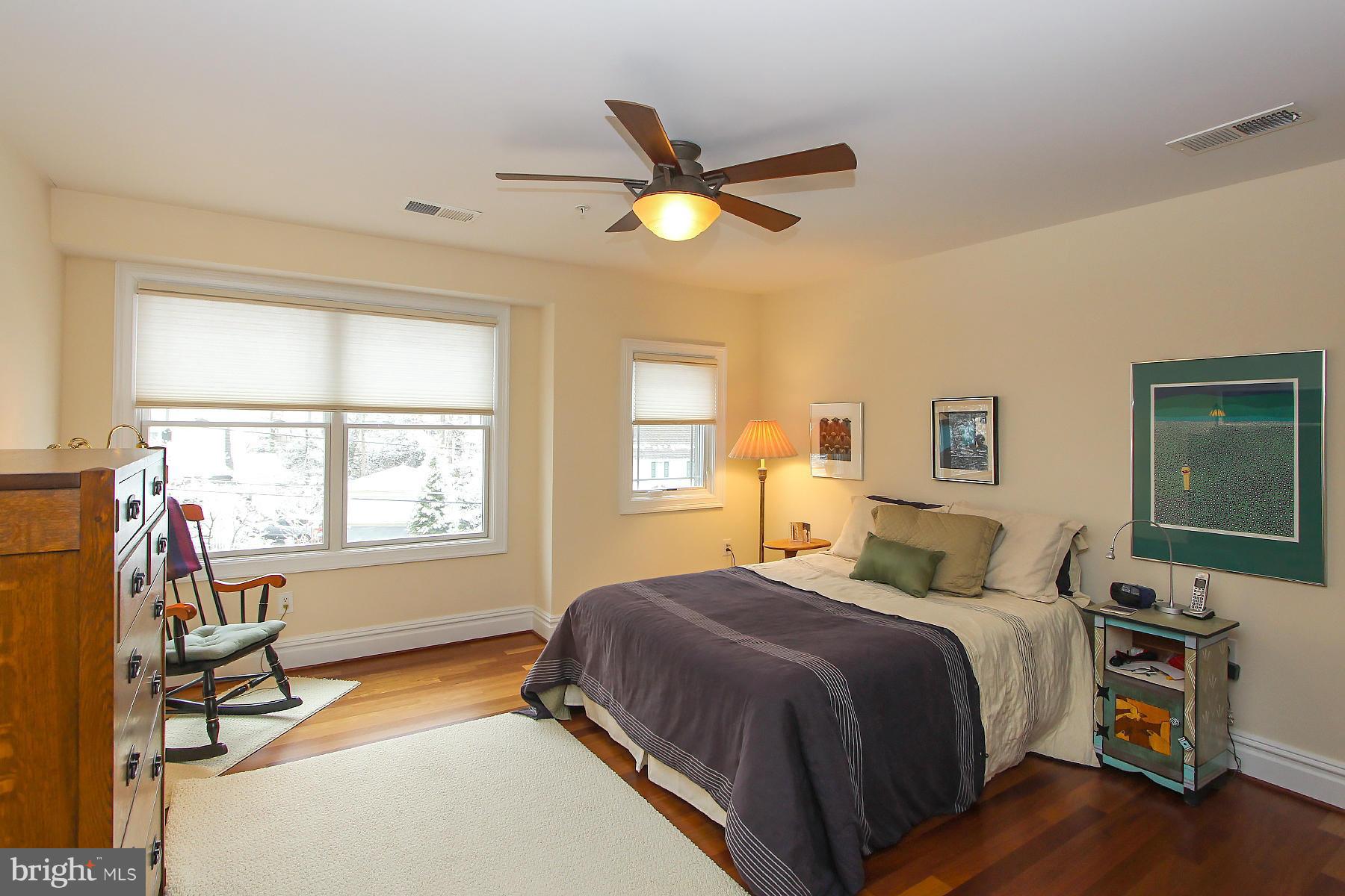 WOODHAVEN - Residential