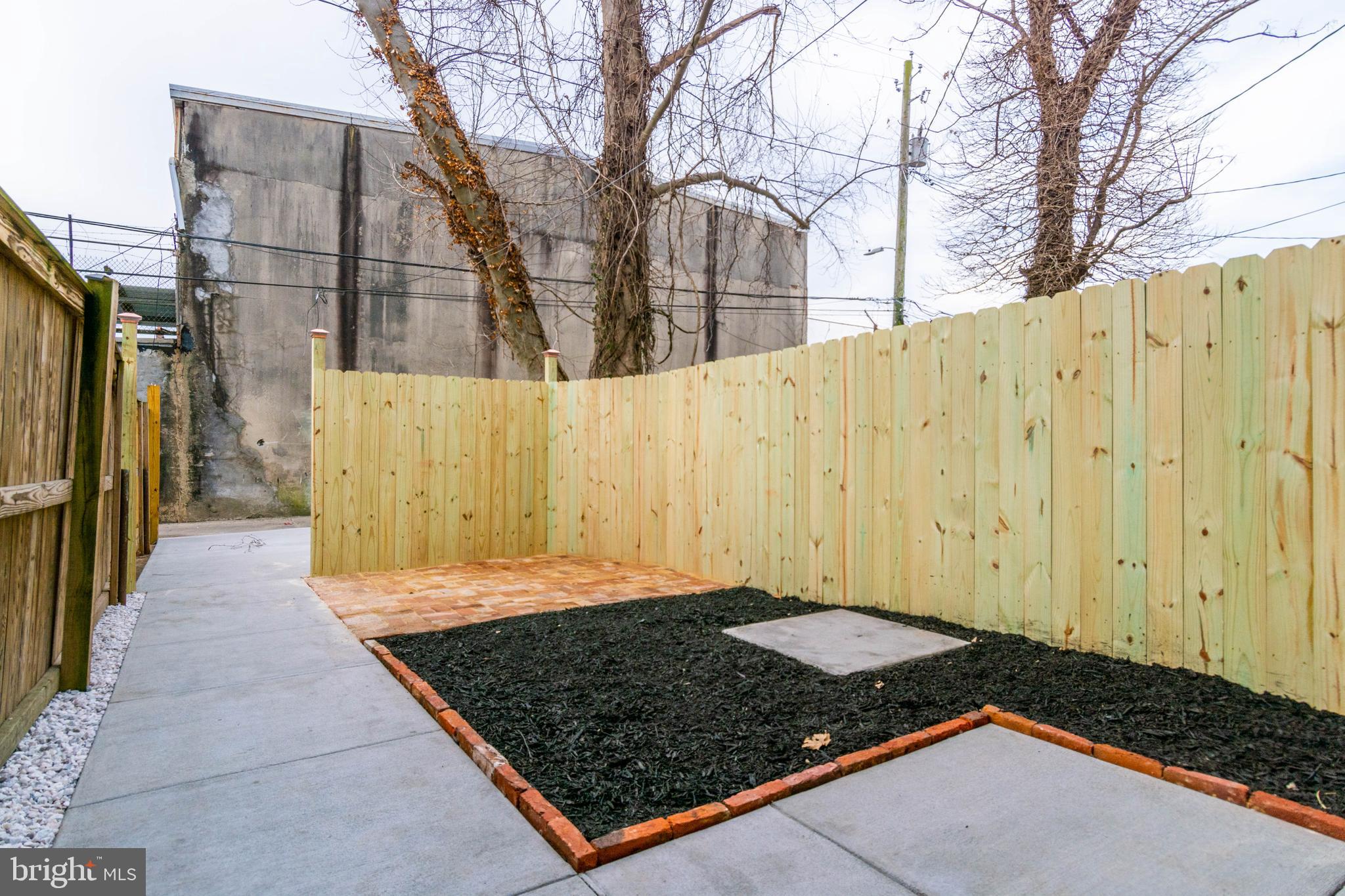 CHARLES VILLAGE - Residential