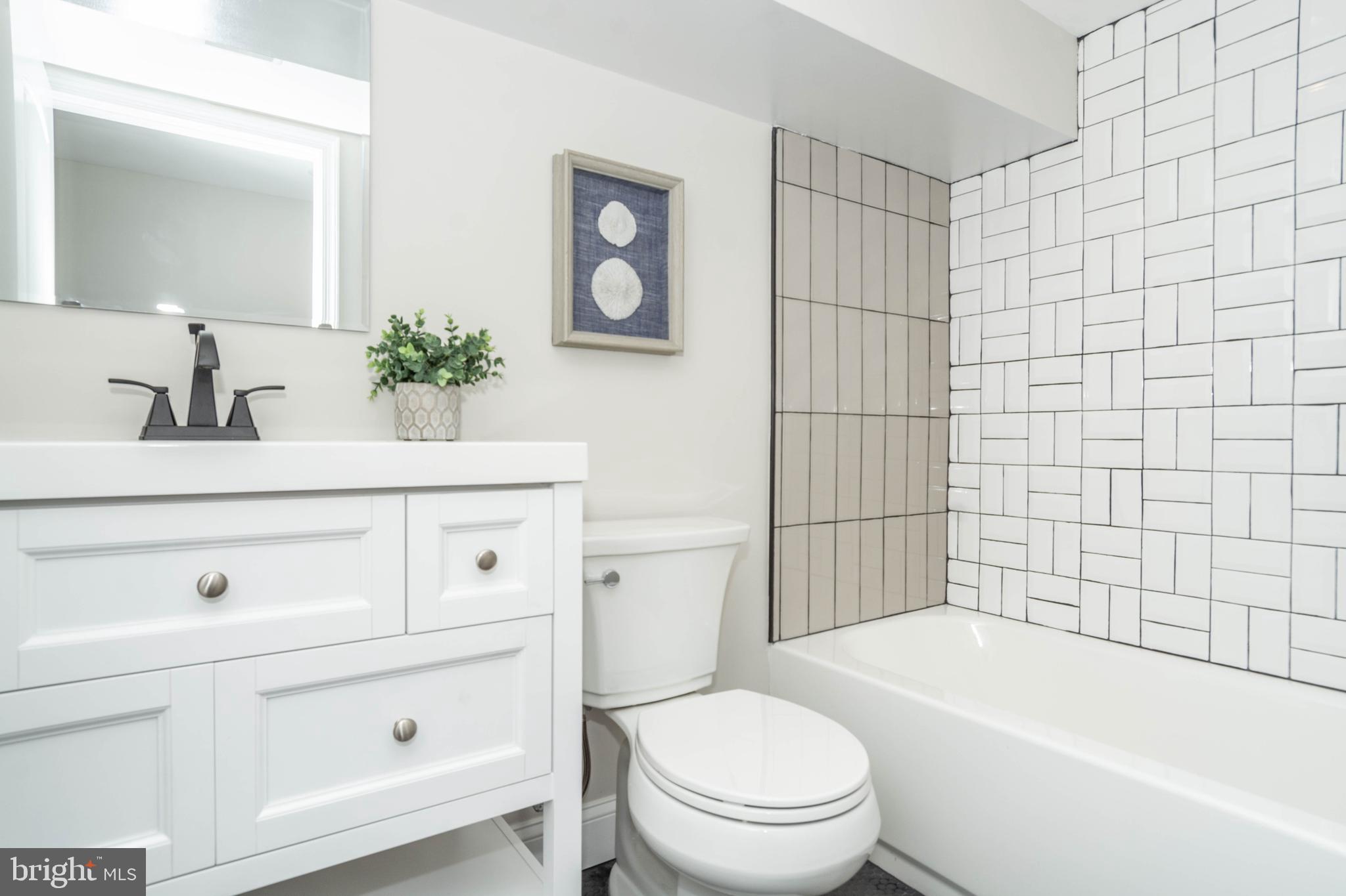 CHARLES VILLAGE - Residential