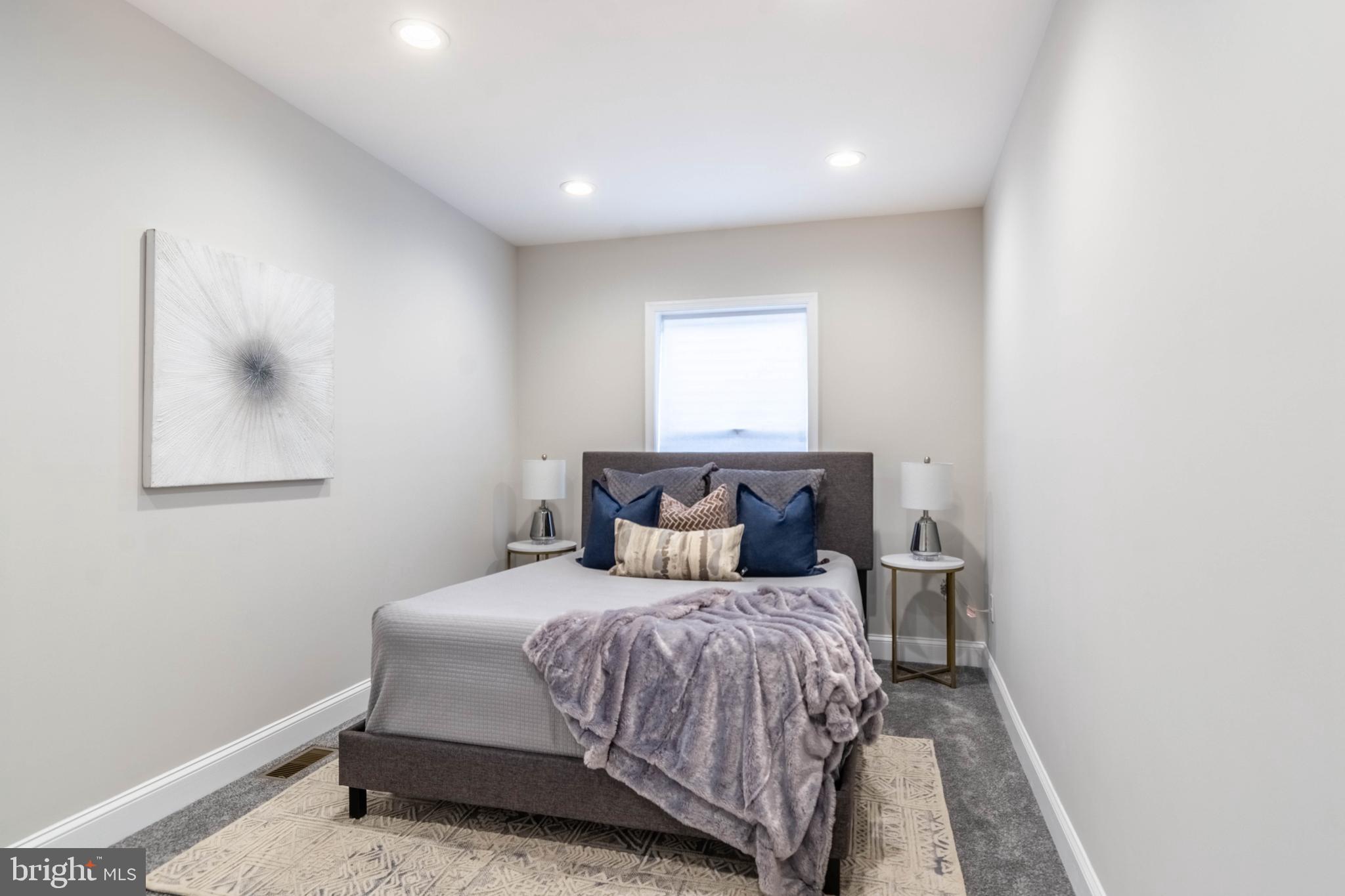 CHARLES VILLAGE - Residential