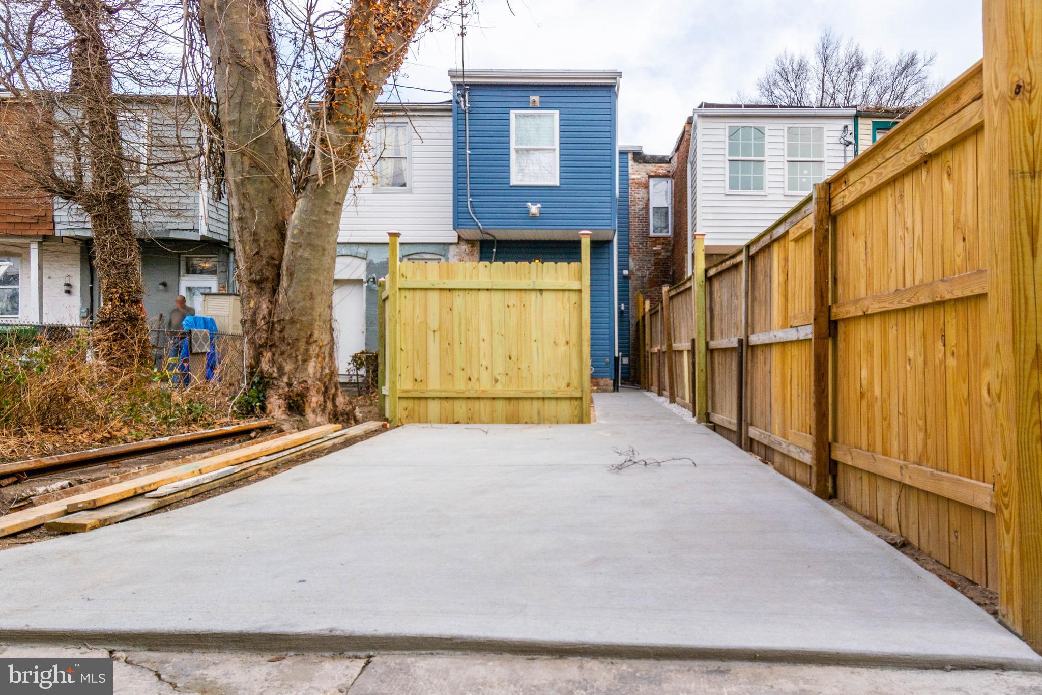 CHARLES VILLAGE - Residential