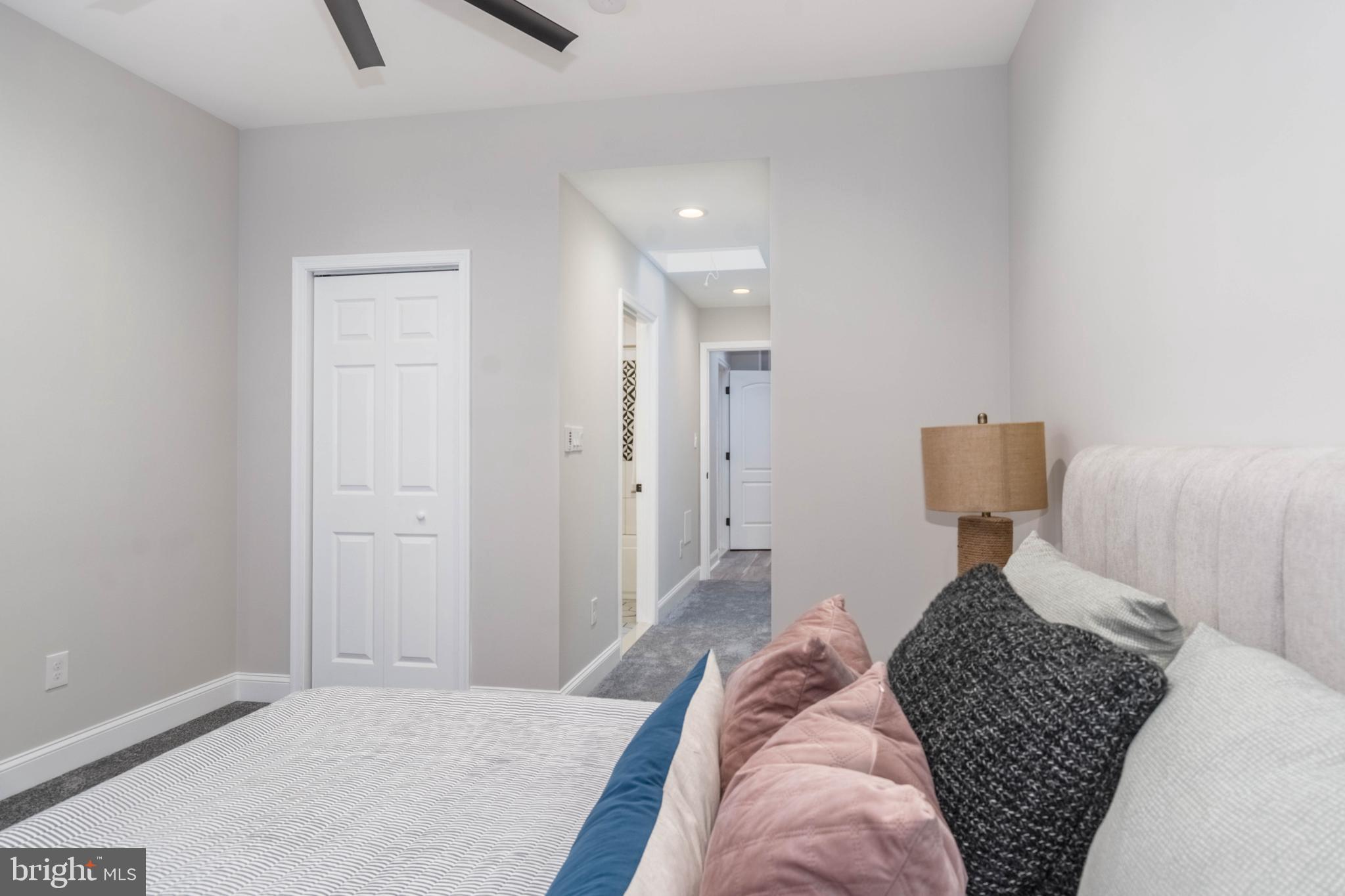 CHARLES VILLAGE - Residential