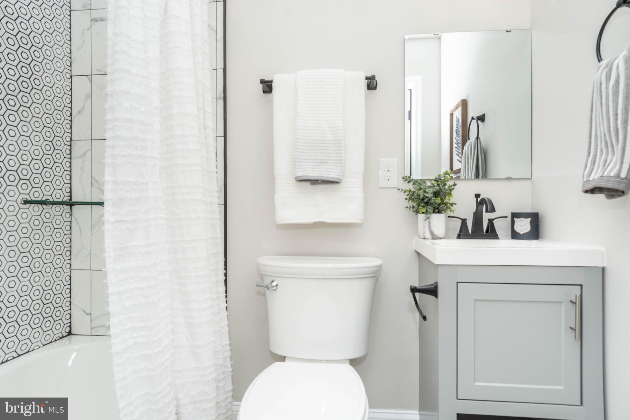 CHARLES VILLAGE - Residential