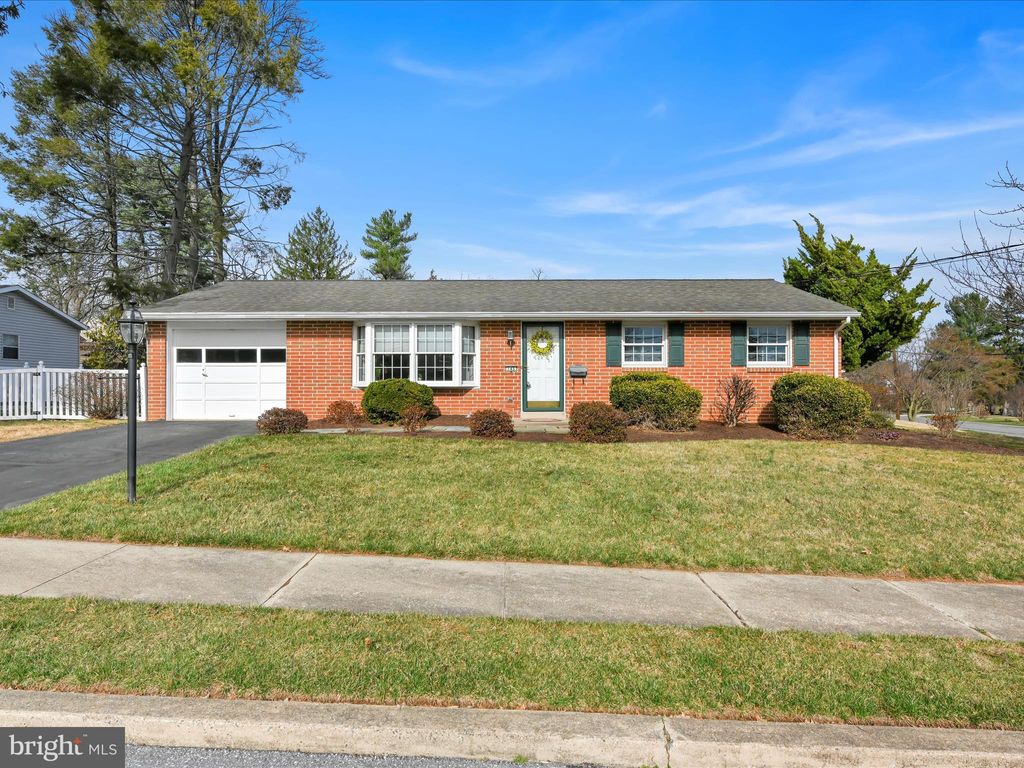 Photo of 145 S 10th Street, COLUMBIA, PA 17512 (MLS # PALA2065988)