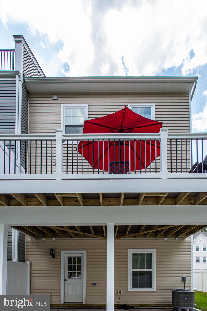 MYRTLE POINT - Residential Lease