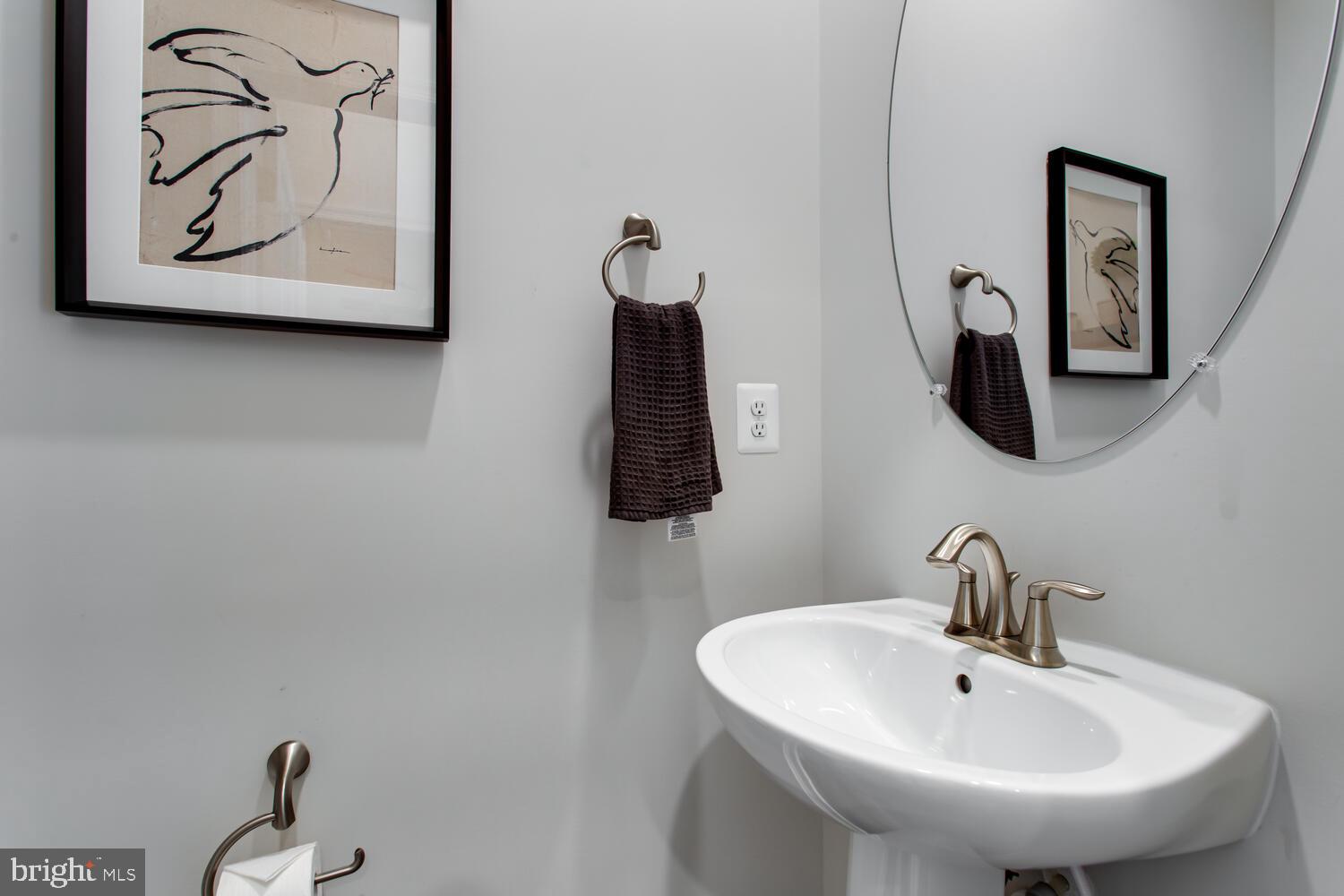 MYRTLE POINT - Residential Lease