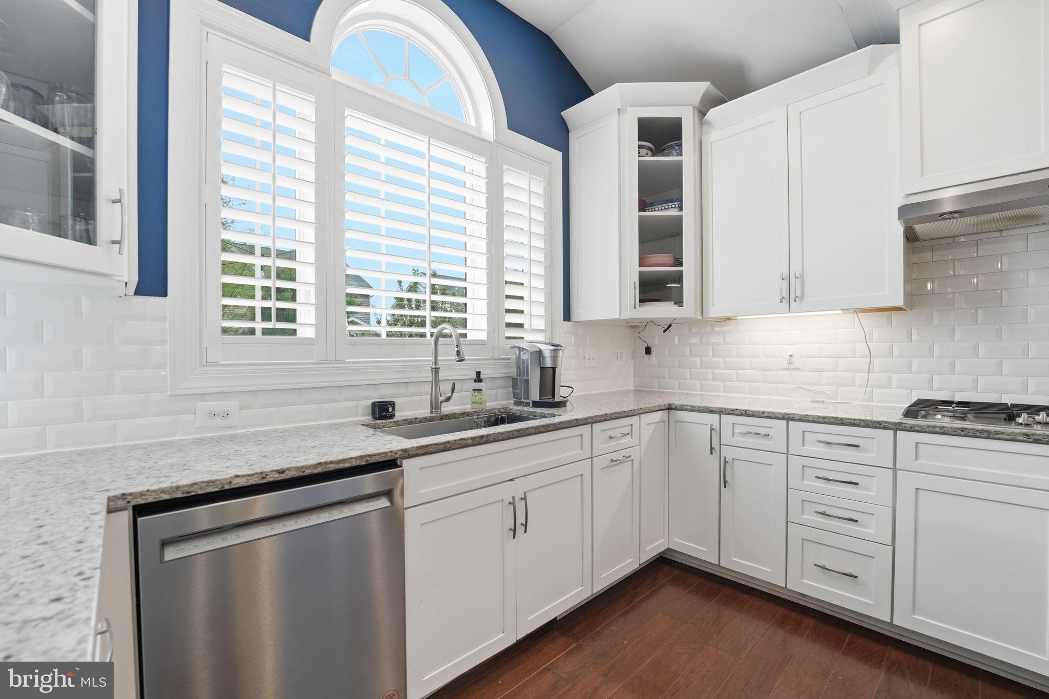 DOMINION VALLEY COUNTRY CLUB - Residential