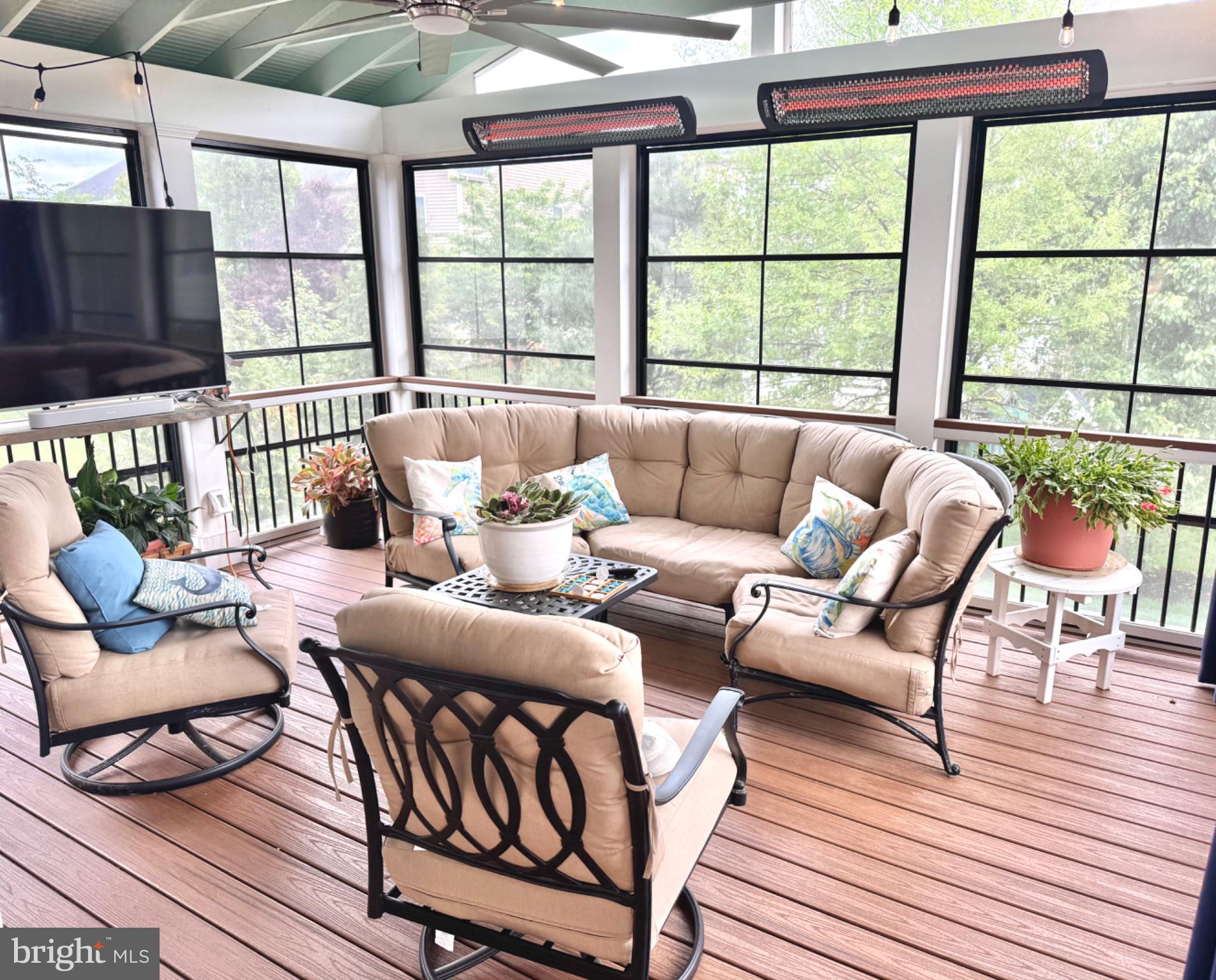DOMINION VALLEY COUNTRY CLUB - Residential