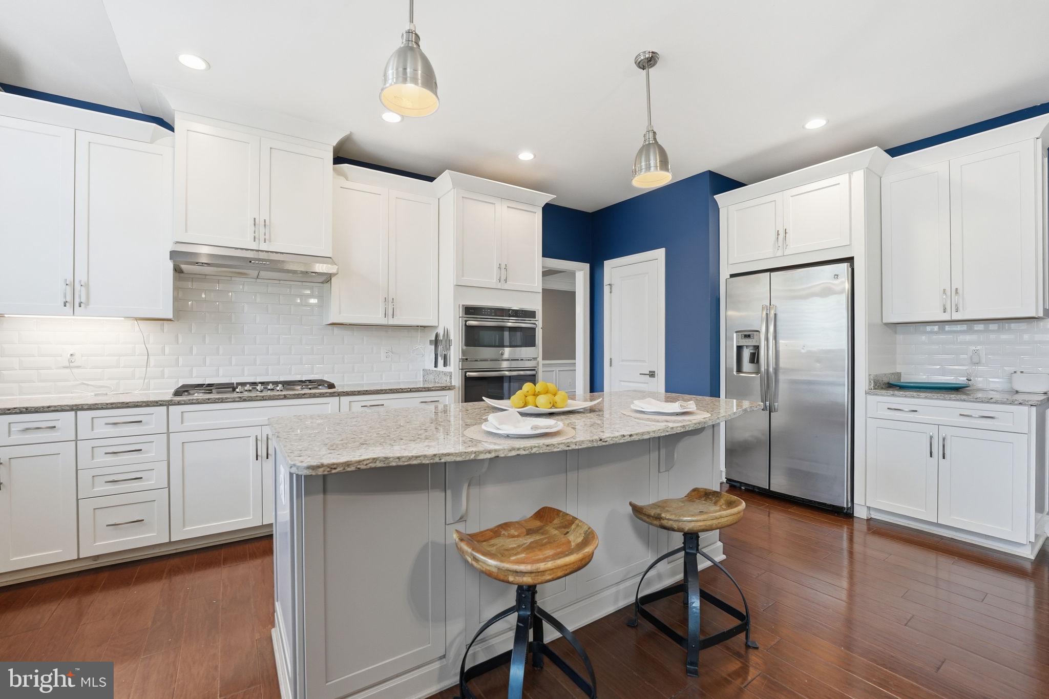 DOMINION VALLEY COUNTRY CLUB - Residential