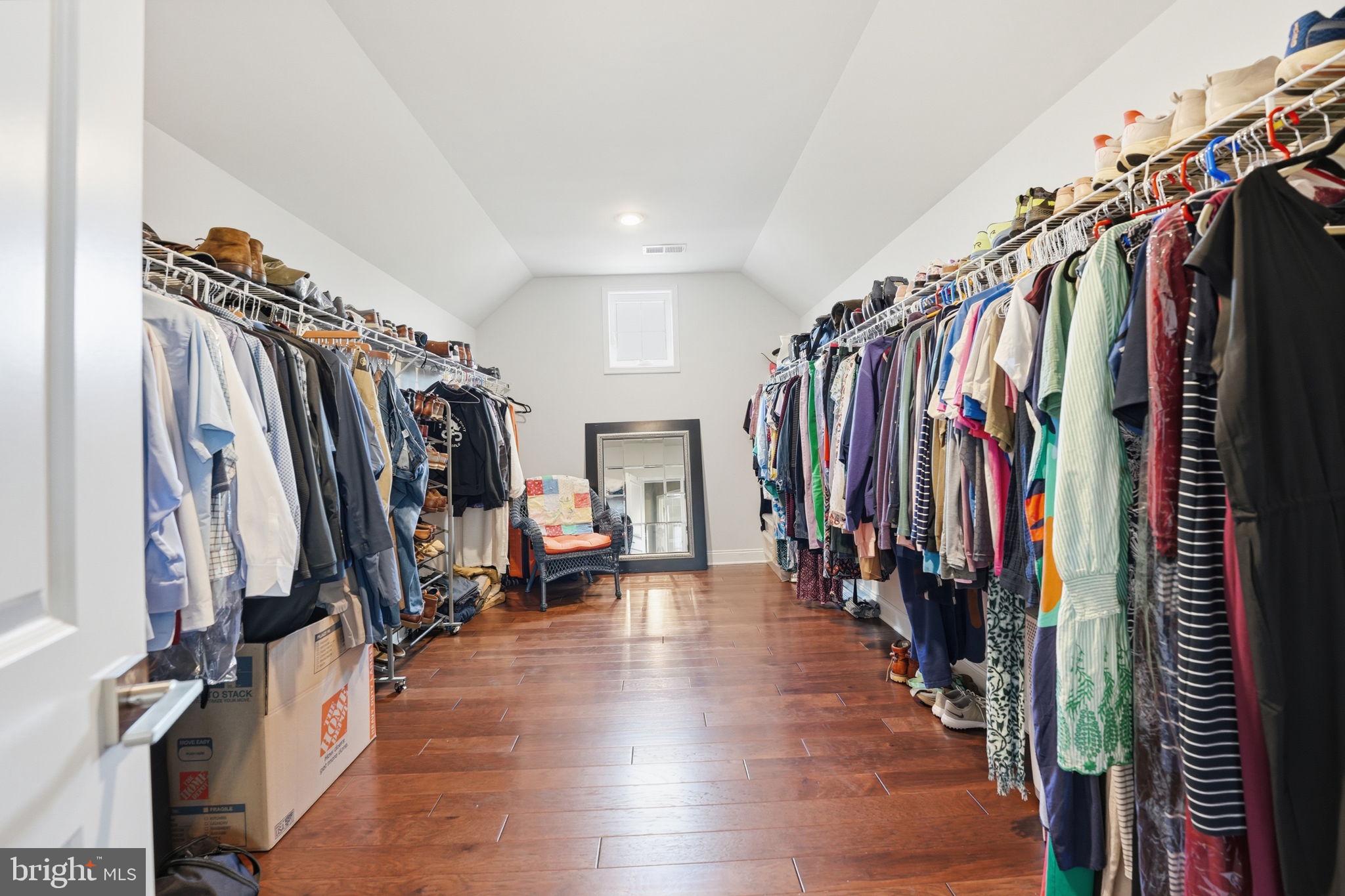 DOMINION VALLEY COUNTRY CLUB - Residential