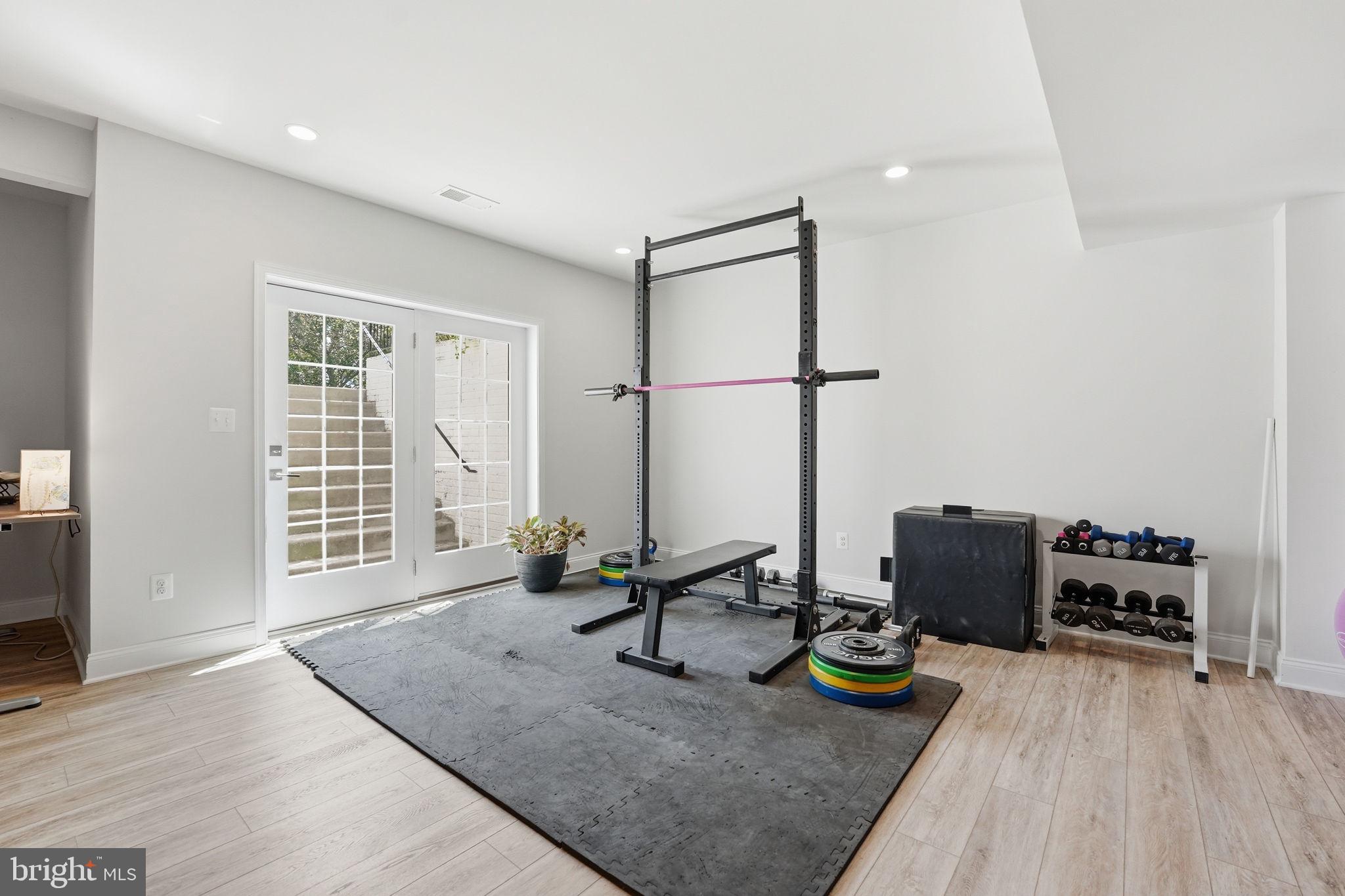 DOMINION VALLEY COUNTRY CLUB - Residential