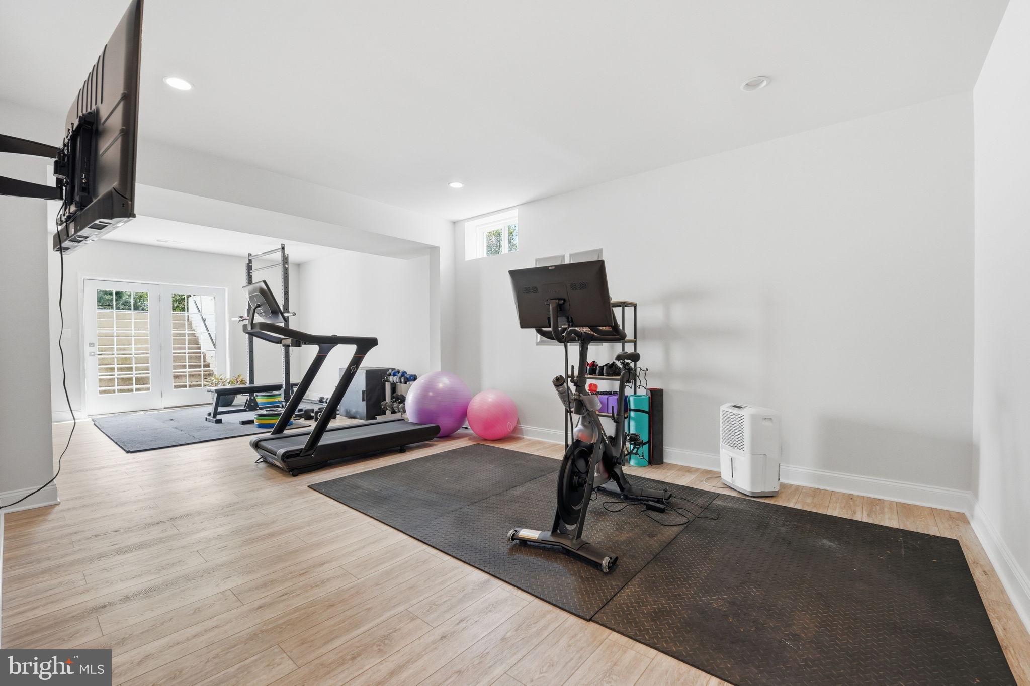 DOMINION VALLEY COUNTRY CLUB - Residential