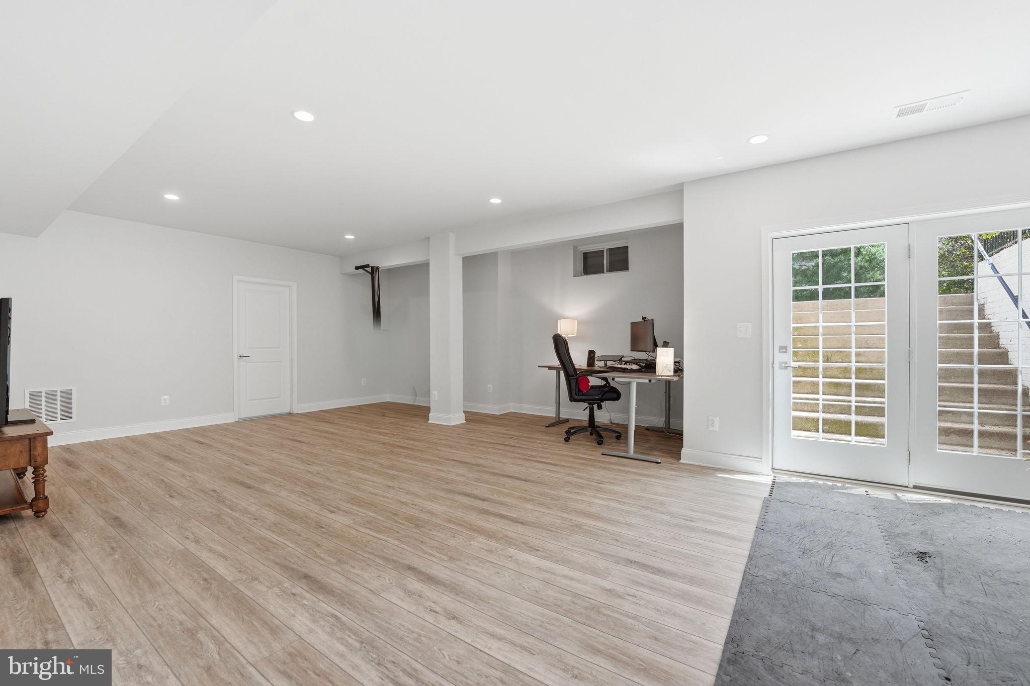 DOMINION VALLEY COUNTRY CLUB - Residential