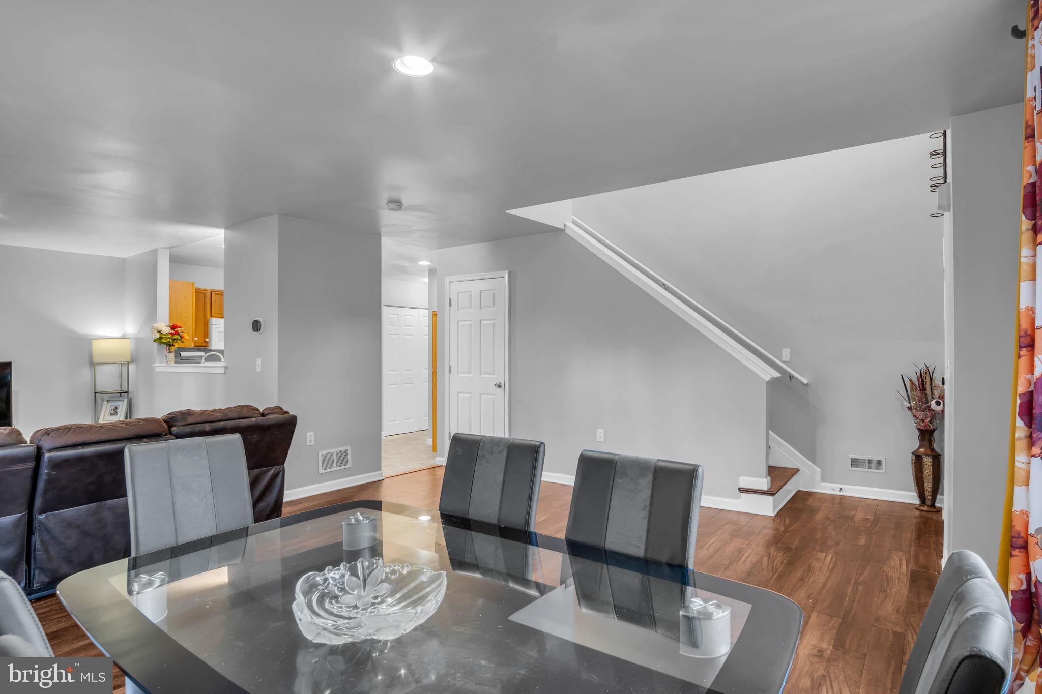 COURTYARDS OF CARLISLE - Residential