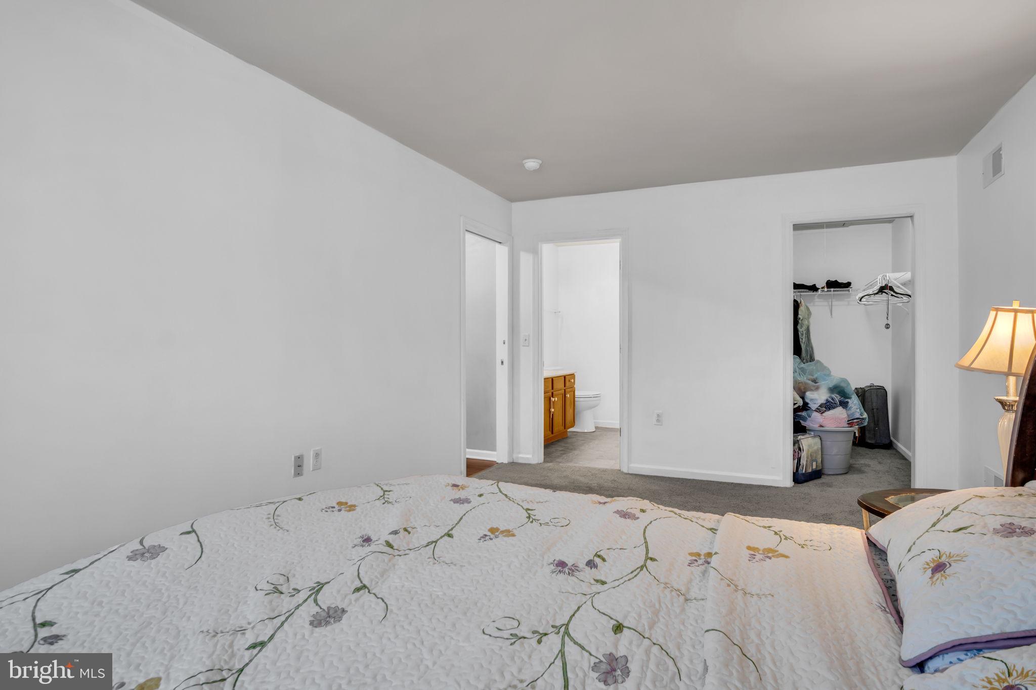 COURTYARDS OF CARLISLE - Residential