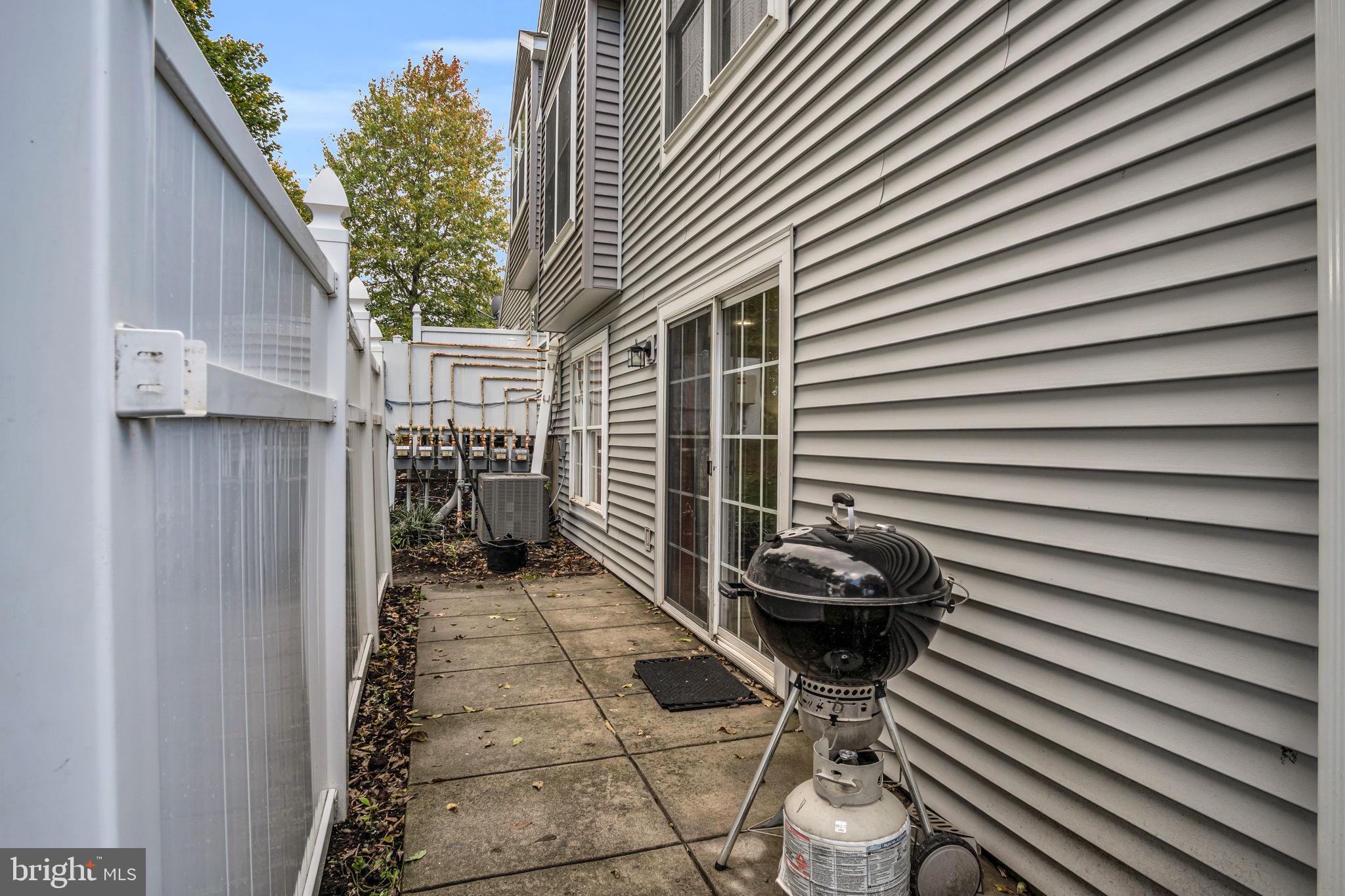 COURTYARDS OF CARLISLE - Residential