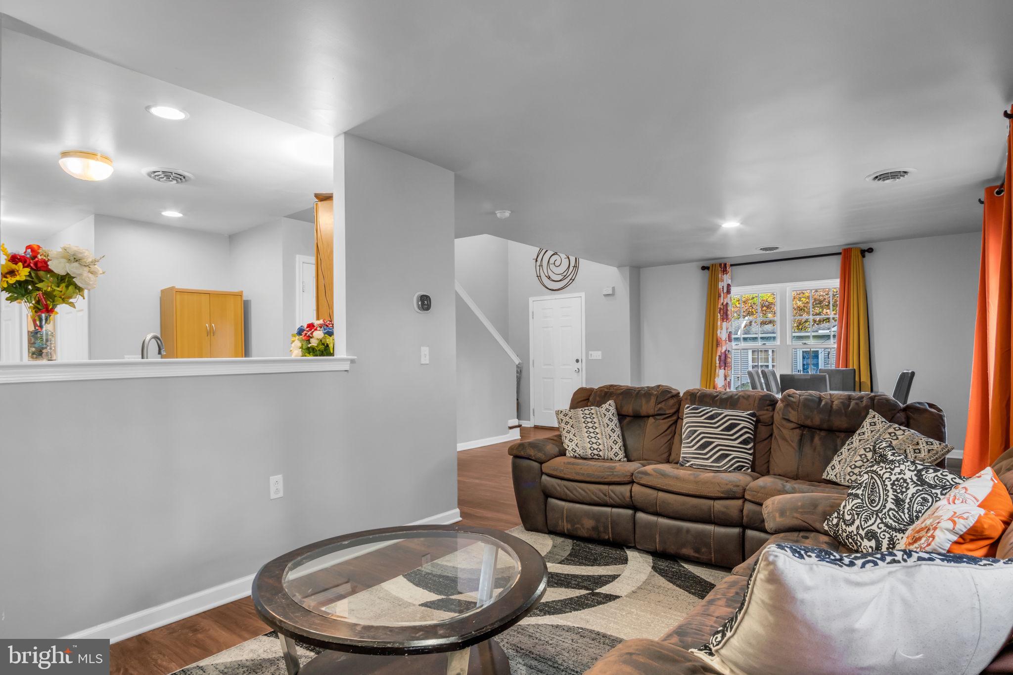 COURTYARDS OF CARLISLE - Residential