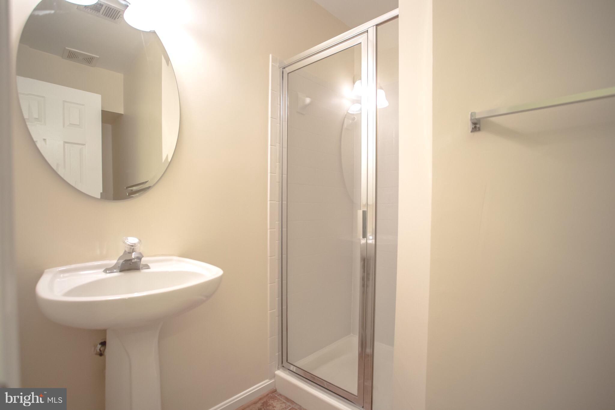 MOUNT VERNON TOWNES - Residential