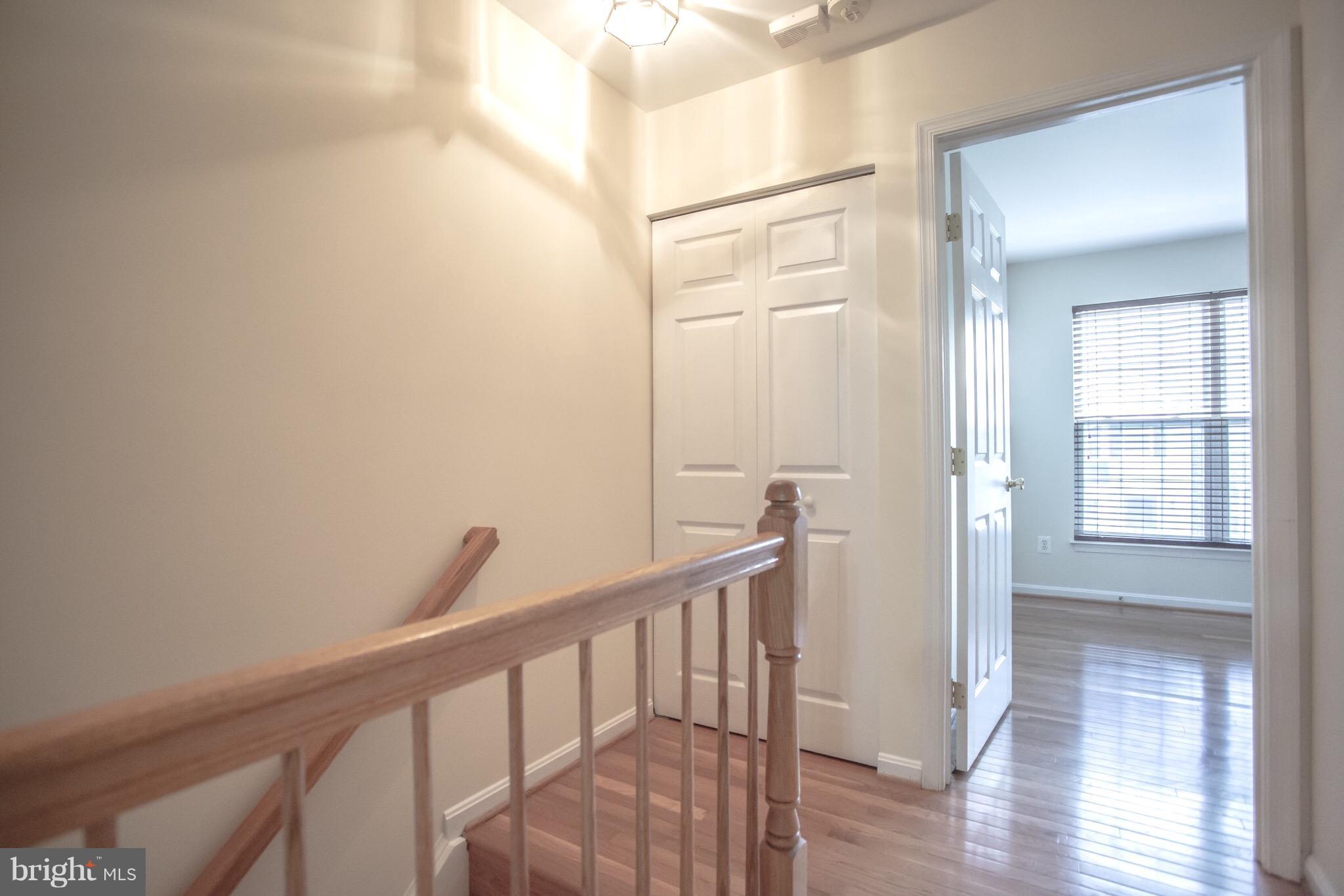 MOUNT VERNON TOWNES - Residential