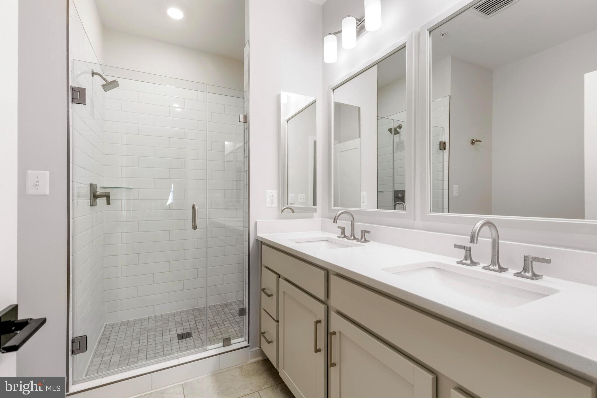 DOWNTOWN BRAMBLETON - Residential