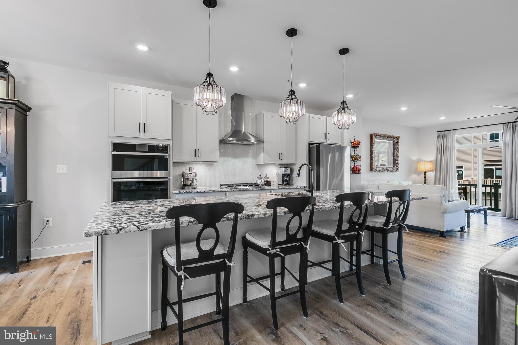 DOWNTOWN BRAMBLETON - Residential