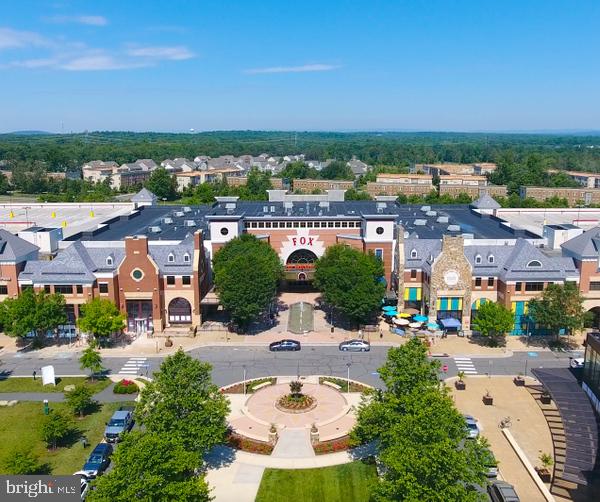 DOWNTOWN BRAMBLETON - Residential