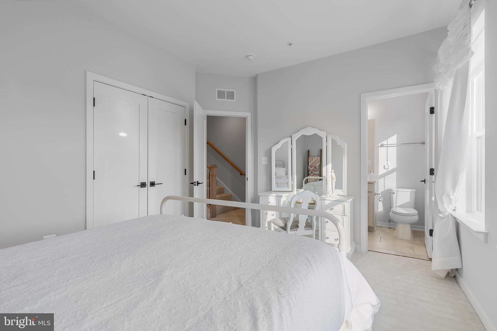 DOWNTOWN BRAMBLETON - Residential